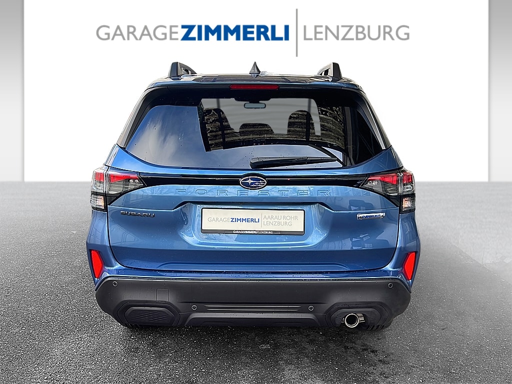 SUBARU Forester 2.0i e-Boxer Swiss Plus Lineartronic-image-5