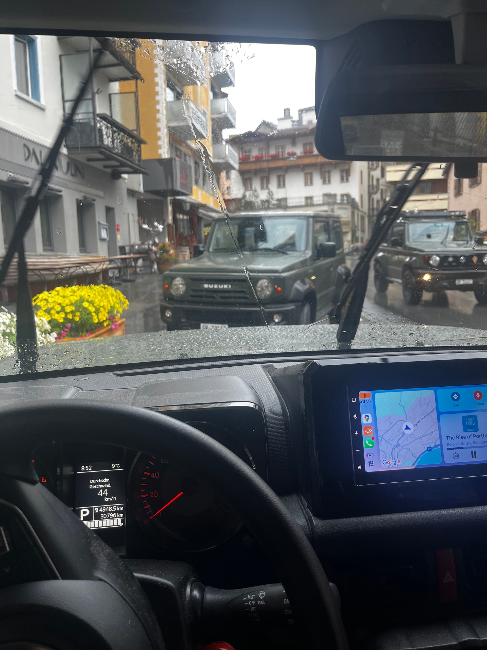 SUZUKI Jimny 1.5 Compact+ 4x4 Automat-image-5
