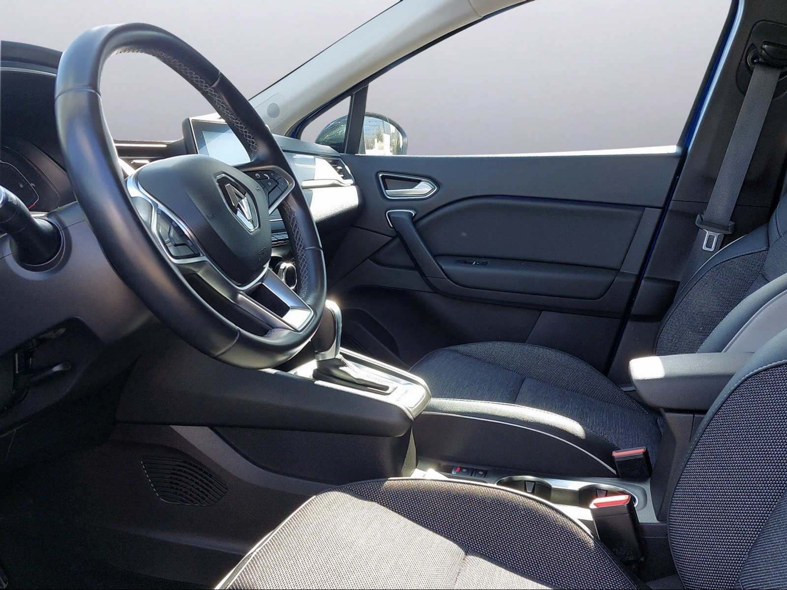 RENAULT Captur 1.3 TCe Intens EDC-image-4