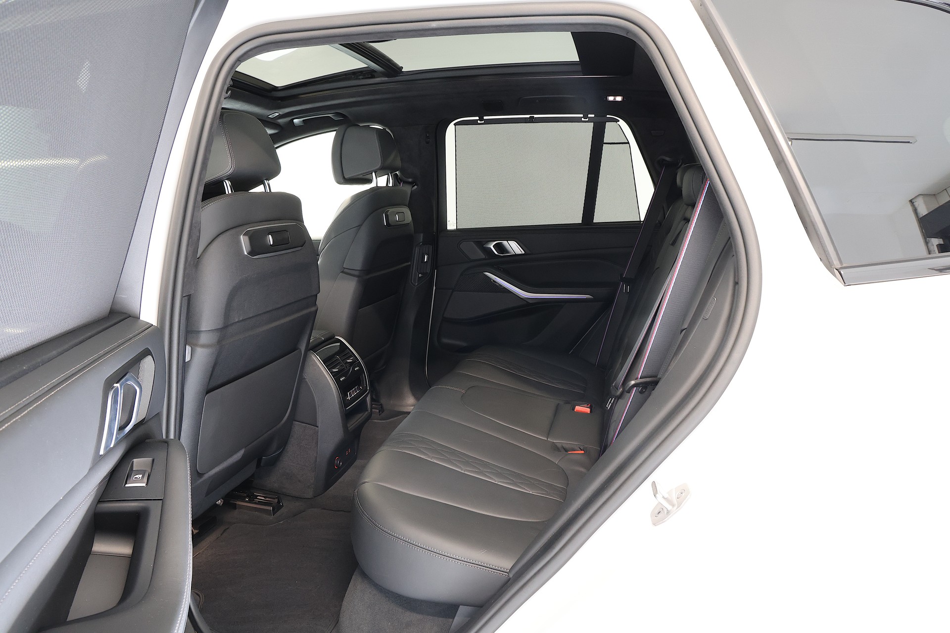 BMW X5 xDrive 48V 40d M Sport Pro Steptronic-image-15