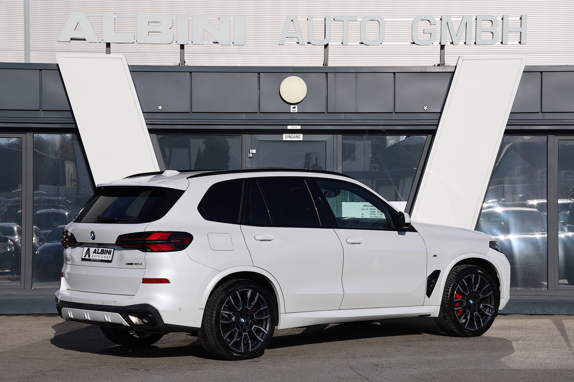 BMW X5 xDrive 48V 40d M Sport Pro Steptronic-showroom-element-2
