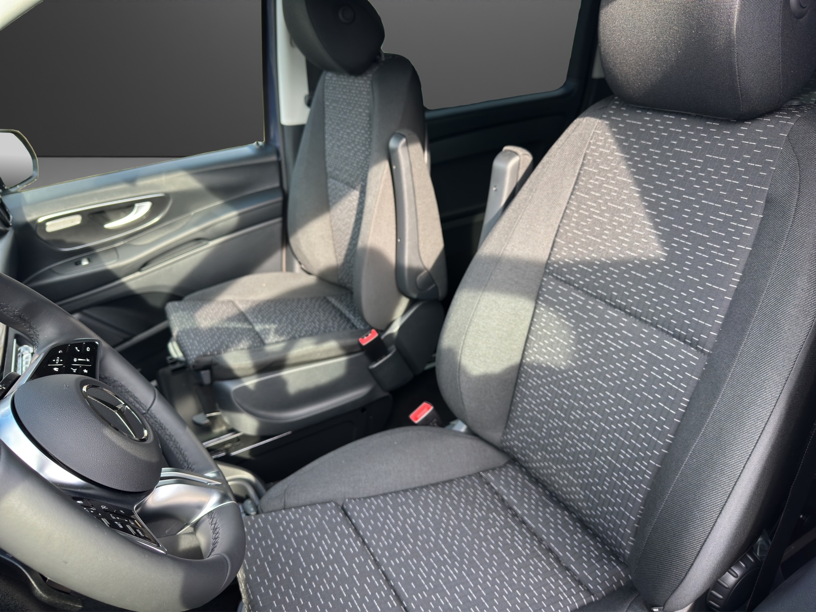 MERCEDES-BENZ Vito 116 CDI Lang Tourer 9G-Tronic 4M Select-image-7