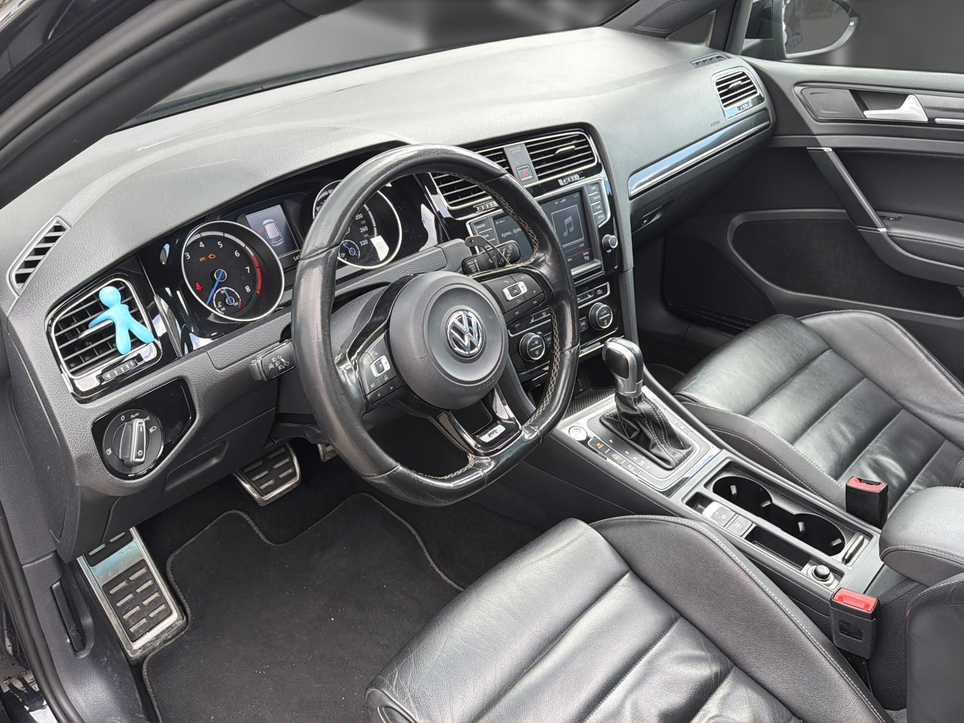 VW Golf 2.0 TSI R 4Motion DSG-image-9