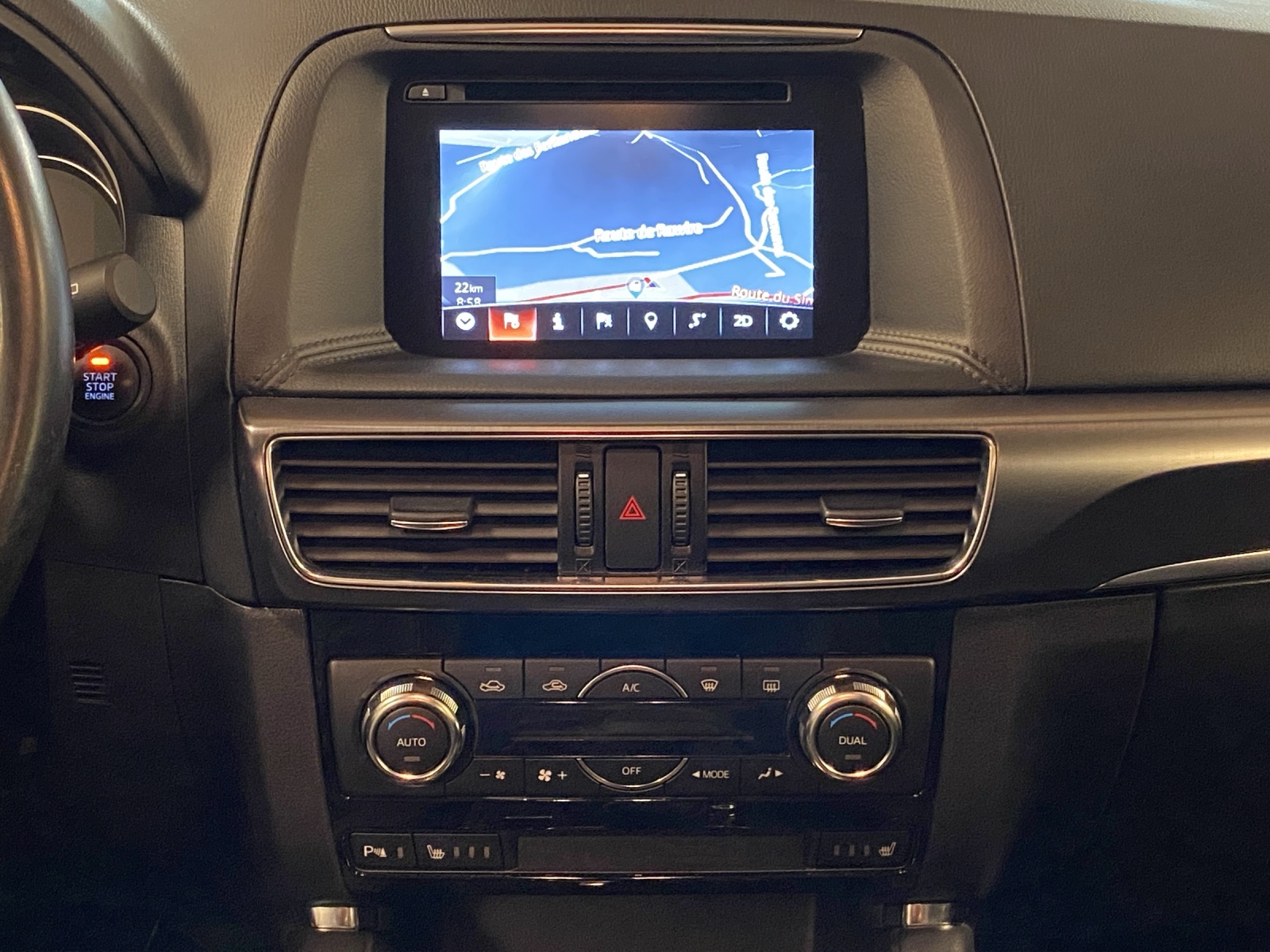 MAZDA CX-5 2.2 D HP Revolution AWD Automatic-image-10