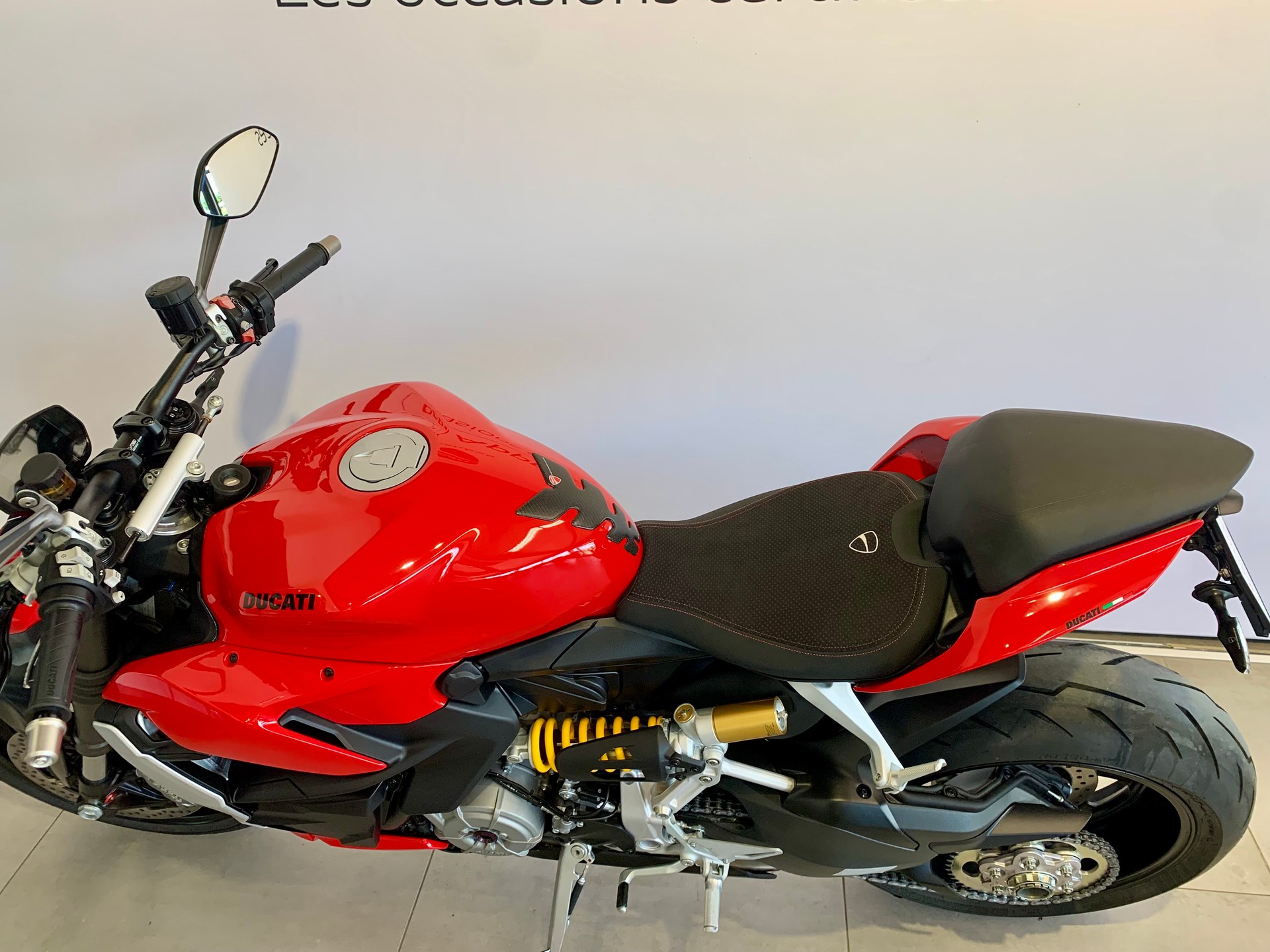 DUCATI Streetfighter V2-image-4