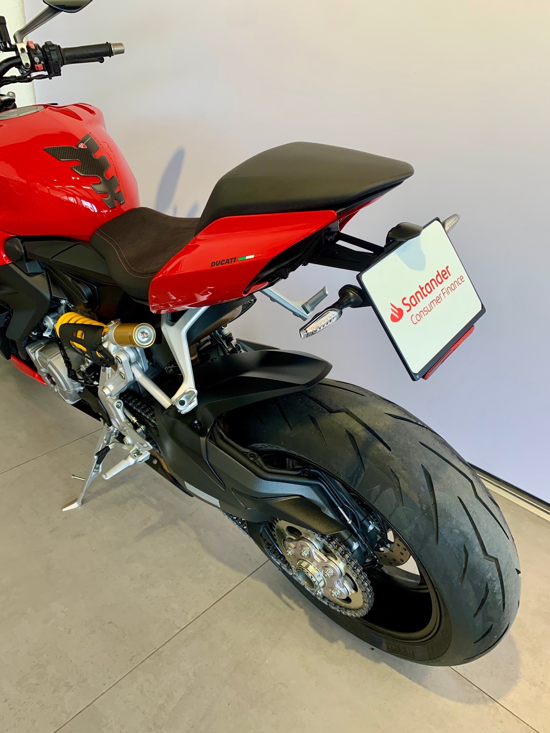 DUCATI Streetfighter V2-image-10