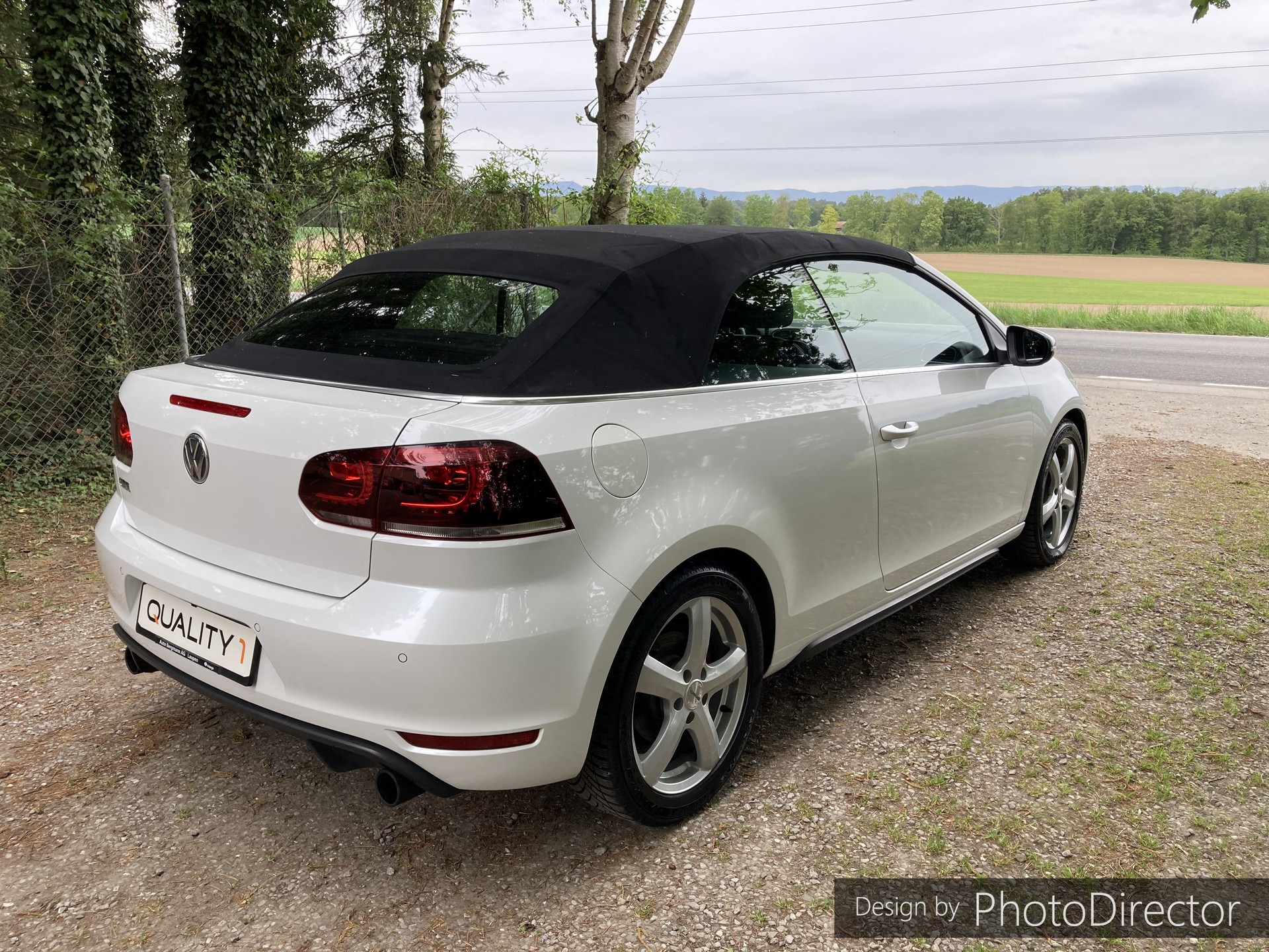 VW Golf Cabrio 2.0 TSI GTI-image-2