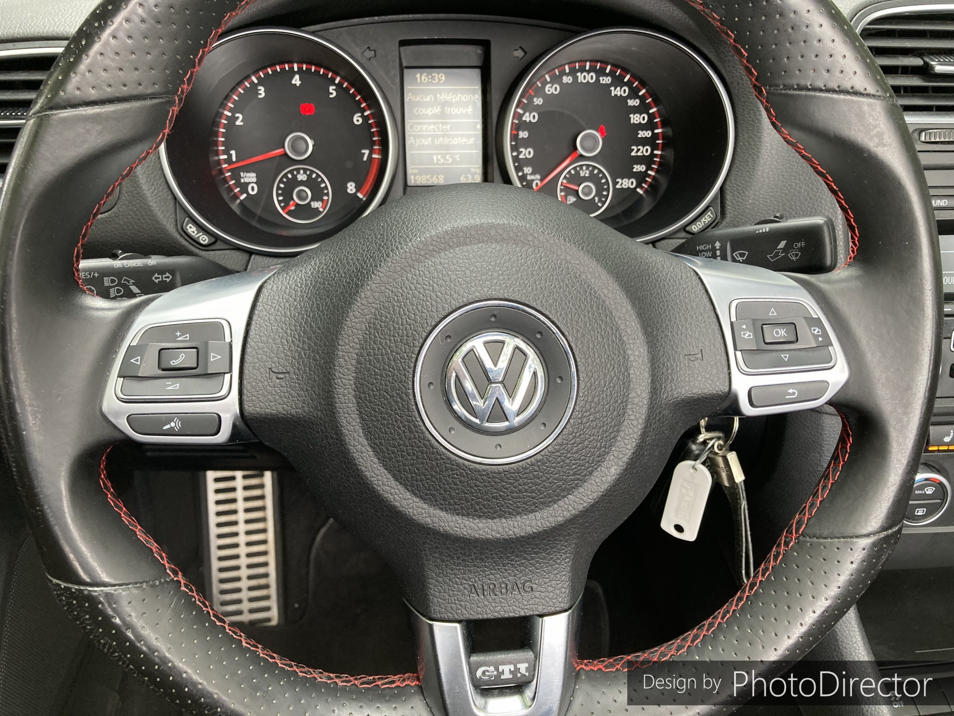 VW Golf Cabrio 2.0 TSI GTI-image-8