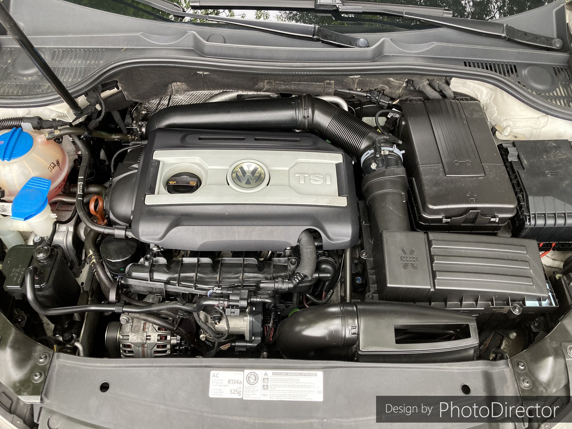 VW Golf Cabrio 2.0 TSI GTI-image-12