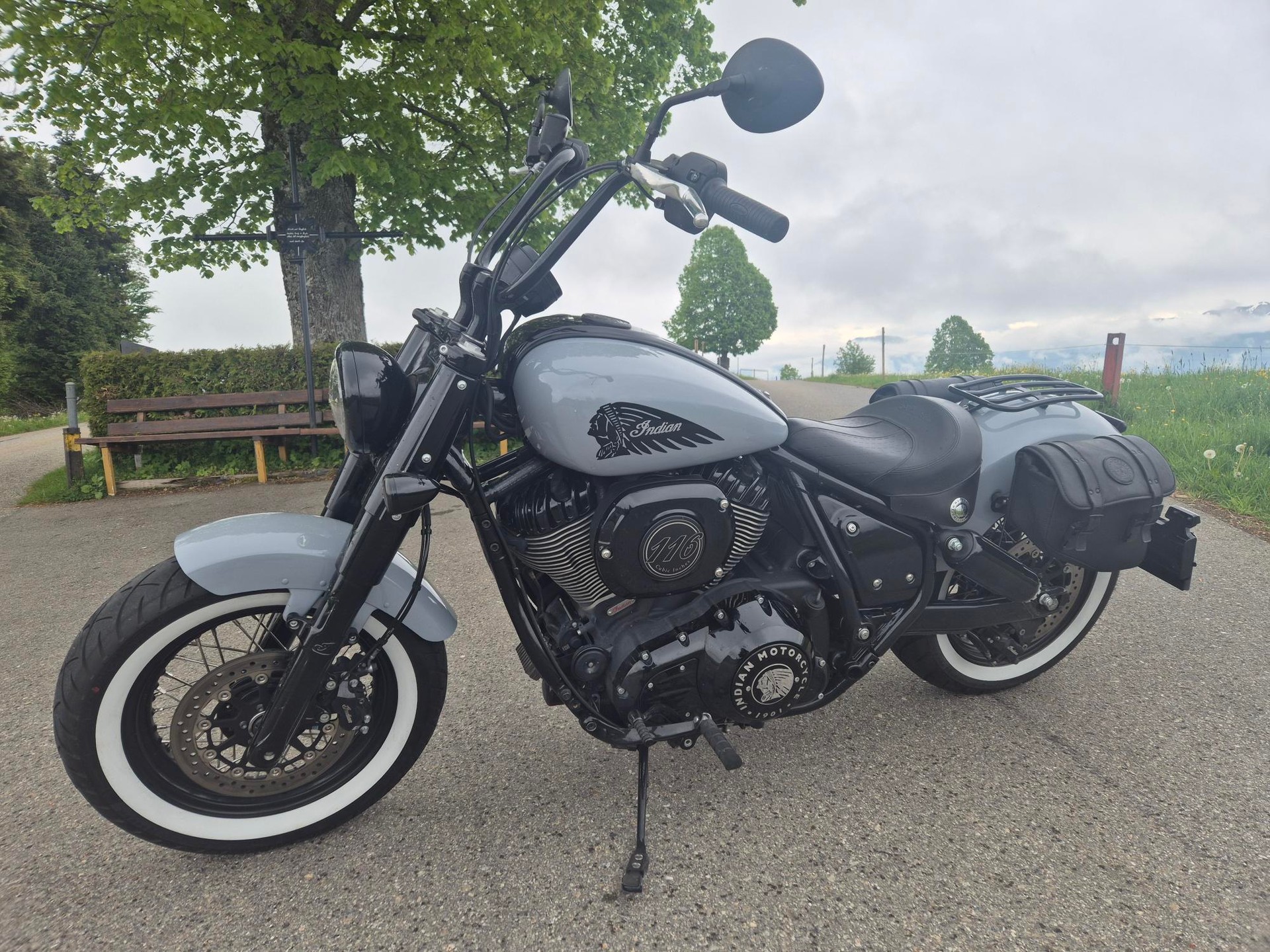 INDIAN Chief Bobber-image-0