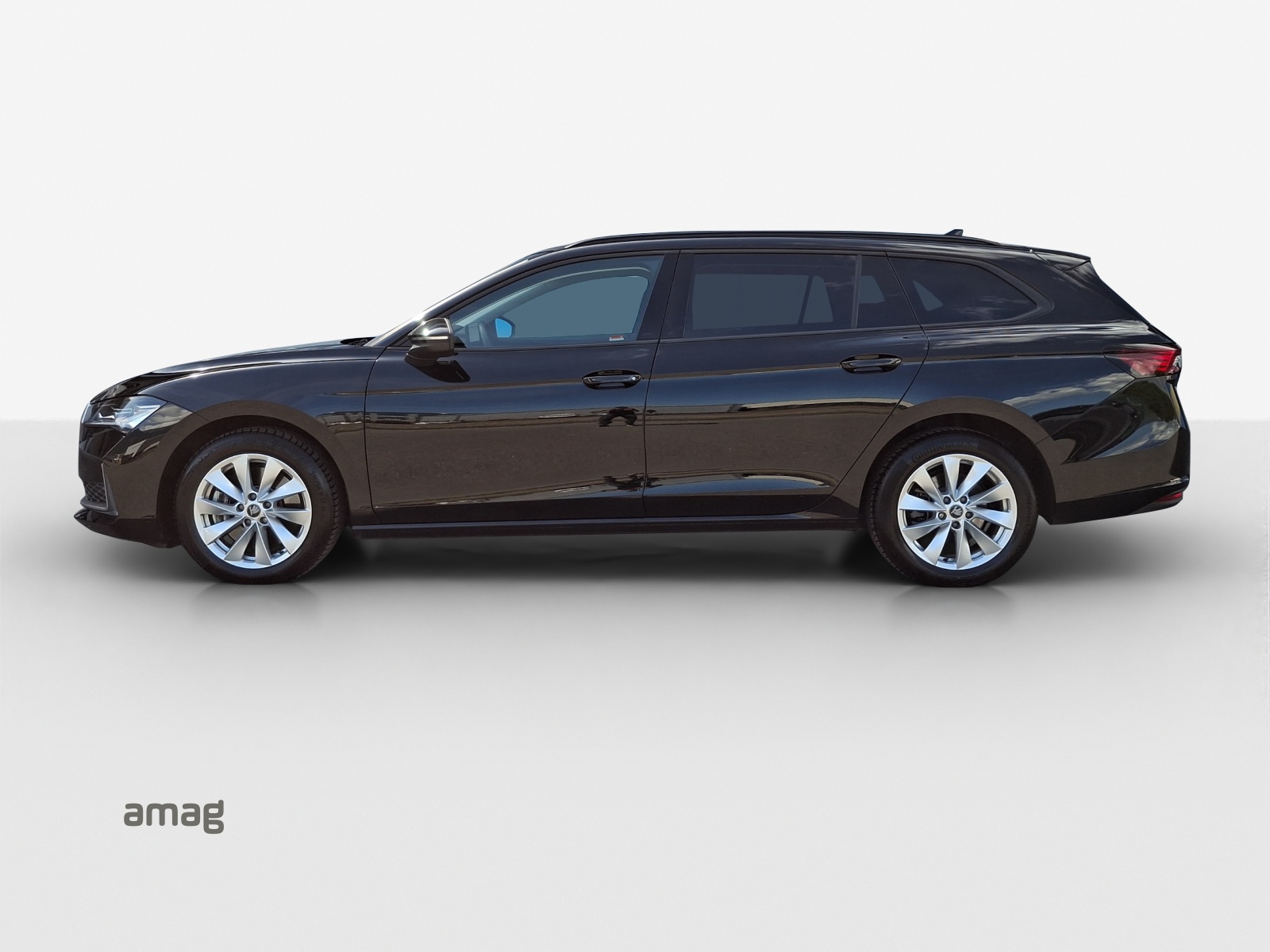 SKODA Superb Combi 2.0 TDi Selection 4x4 DSG-showroom-element-1