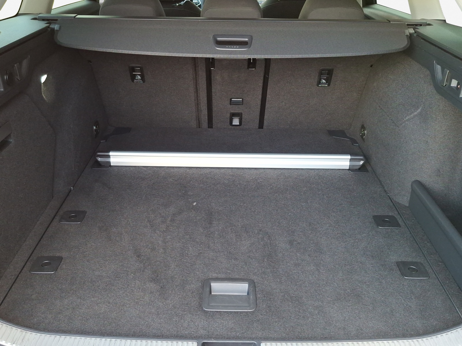 SKODA Superb Combi 2.0 TDi Selection 4x4 DSG-image-12