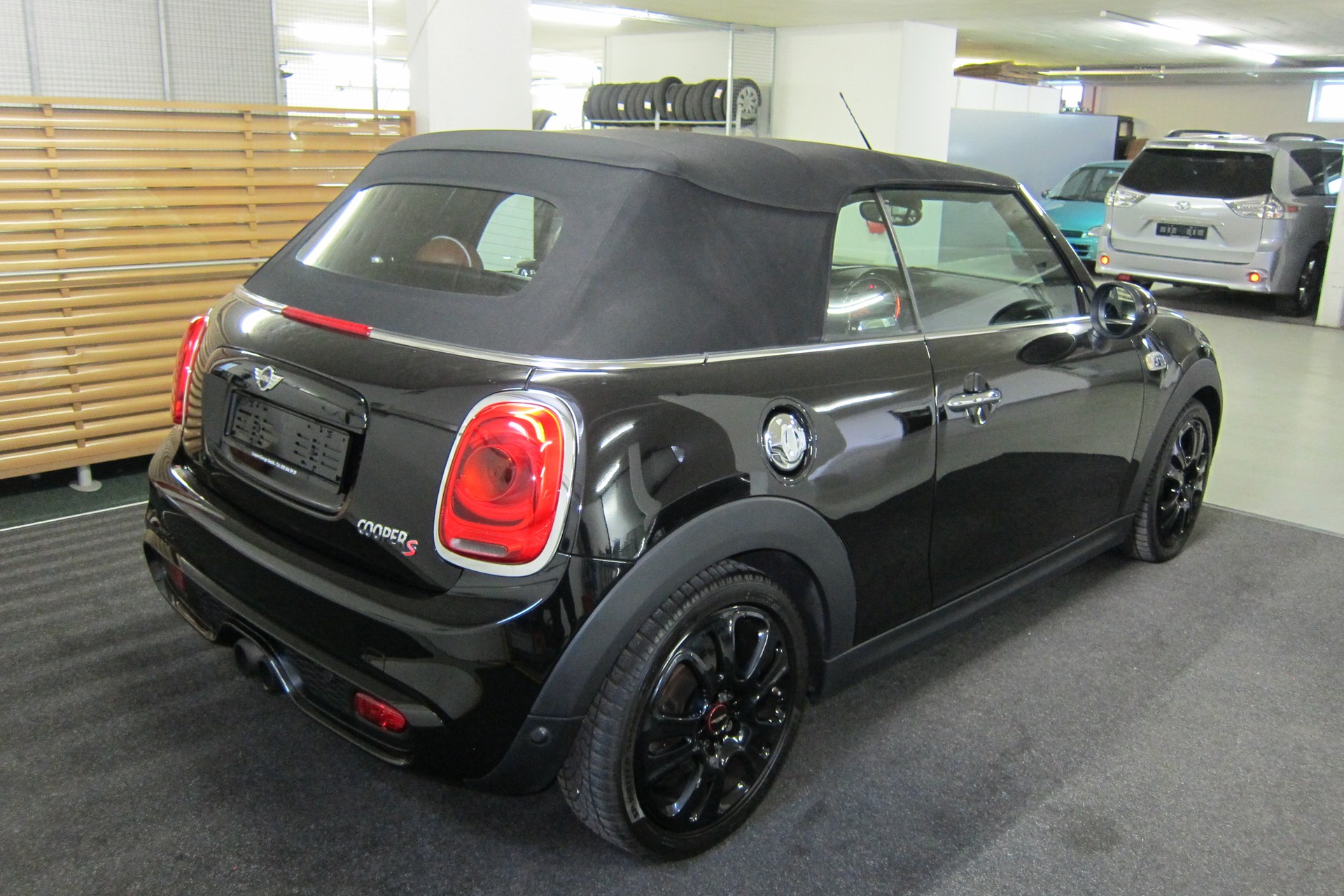 MINI Cooper S Cabriolet Steptronic-image-4