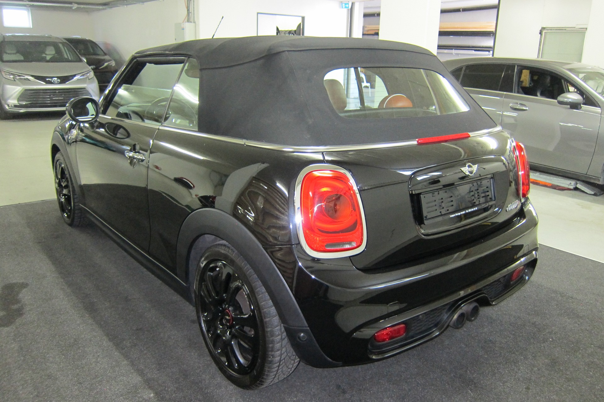 MINI Cooper S Cabriolet Steptronic-image-3