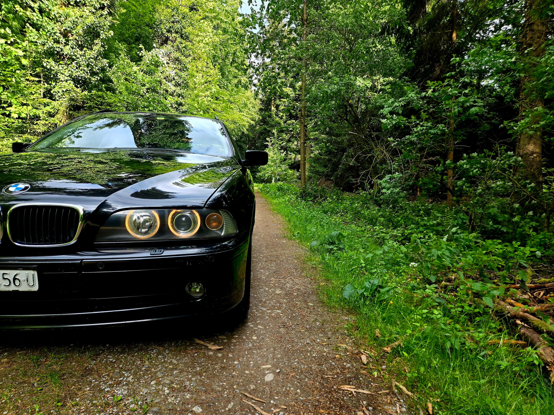 BMW 520i Touring-image-8