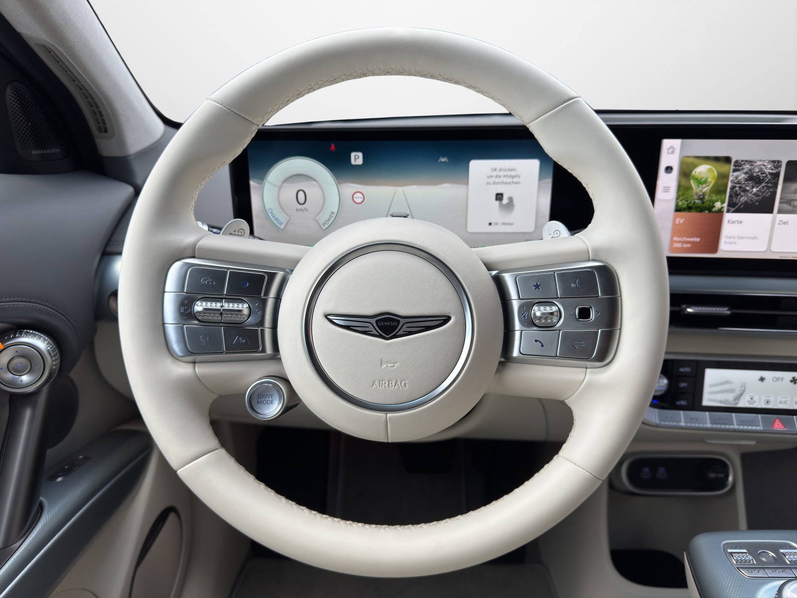 GENESIS GV60 Dual Motor Sport AWD-image-6