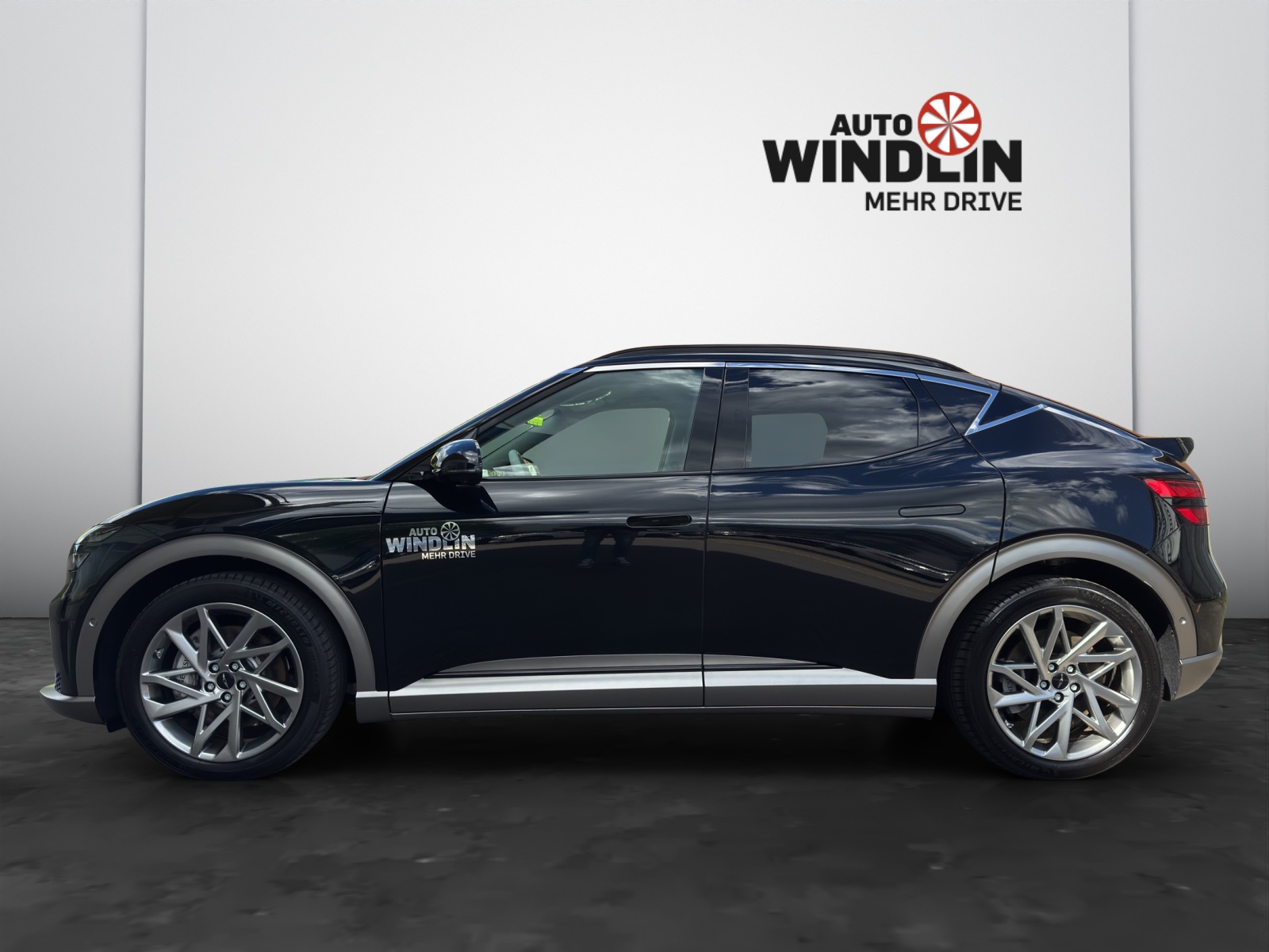 GENESIS GV60 Dual Motor Sport AWD-showroom-element-2