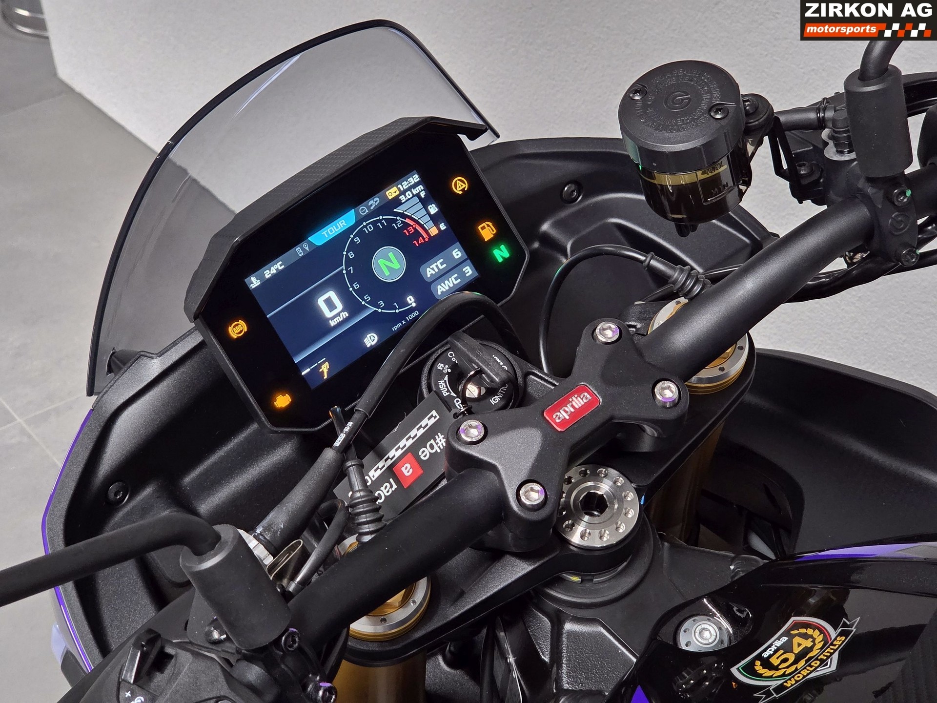 APRILIA Tuono V4 1100 E5+ Factory | inkl. Bugspoiler-image-14