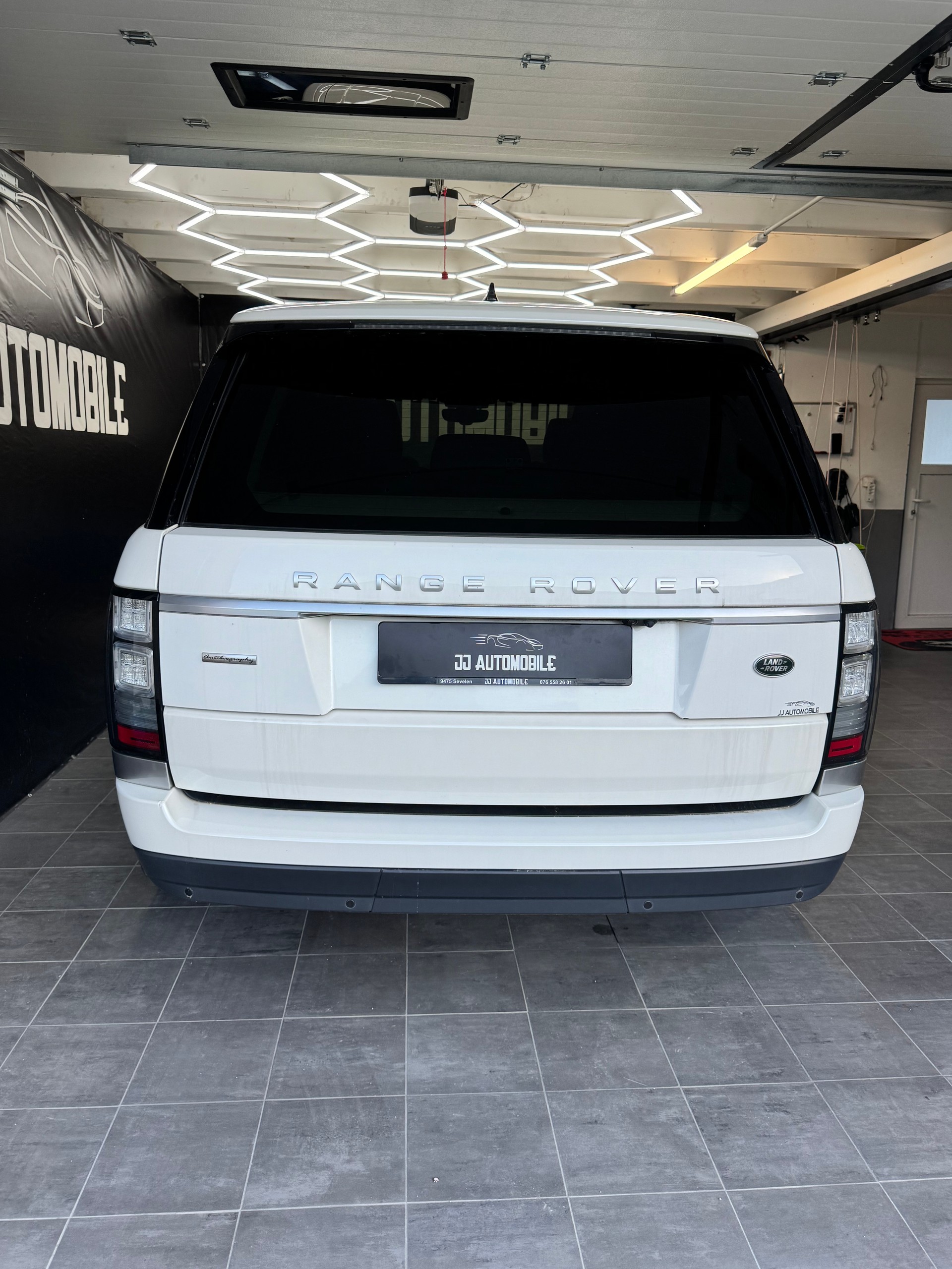 LAND ROVER Range Rover 4.4 SDV8 Autobiography Automatic-image-4