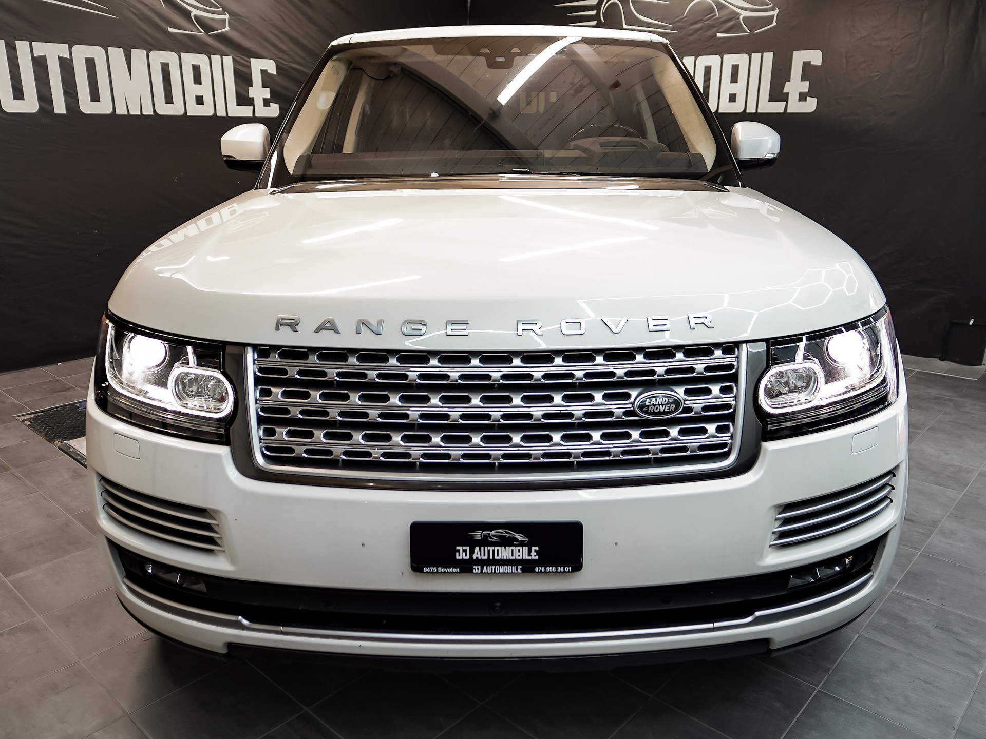 LAND ROVER Range Rover 4.4 SDV8 Autobiography Automatic-showroom-element-1