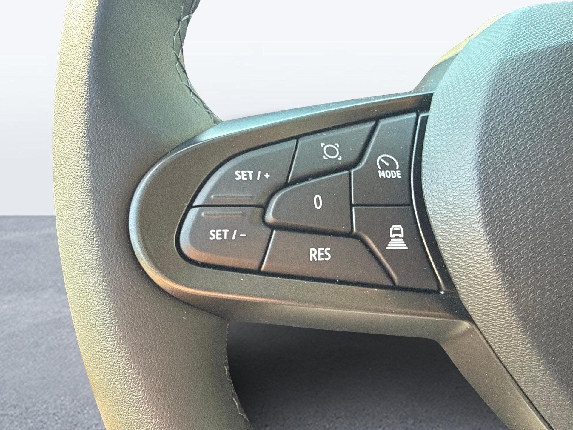 RENAULT Twingo E-Tech Urban Range techno-image-14