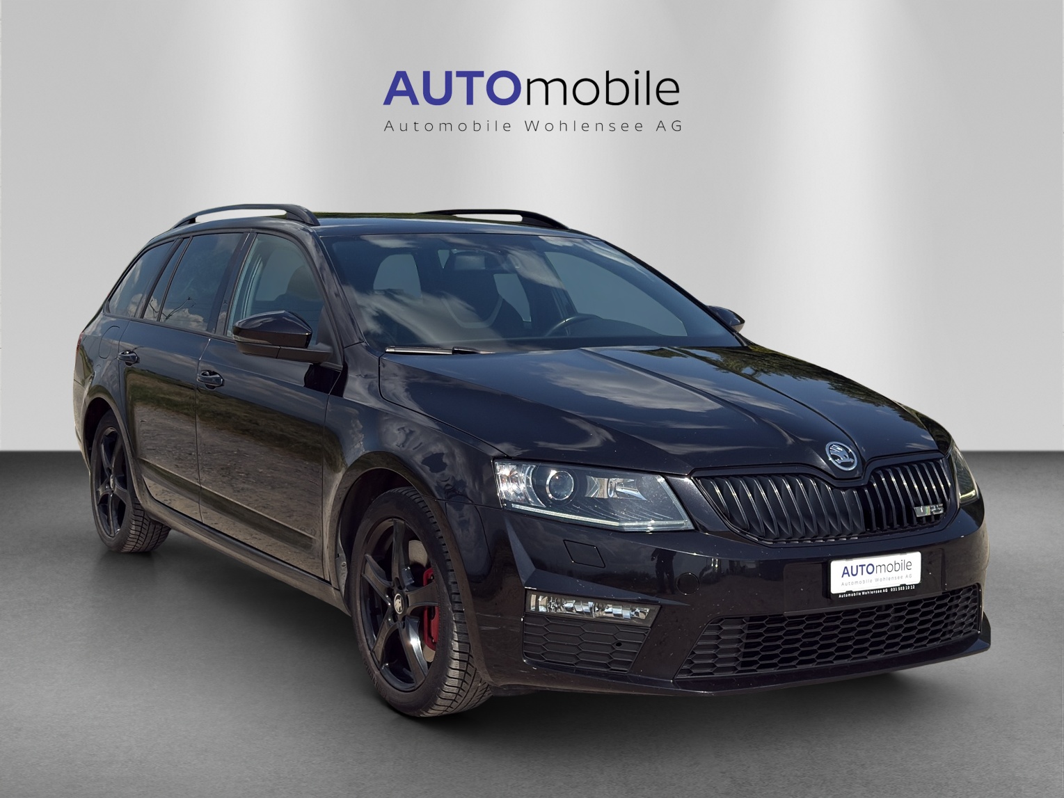 SKODA Octavia Combi 2.0 TSI RS-showroom-element-3