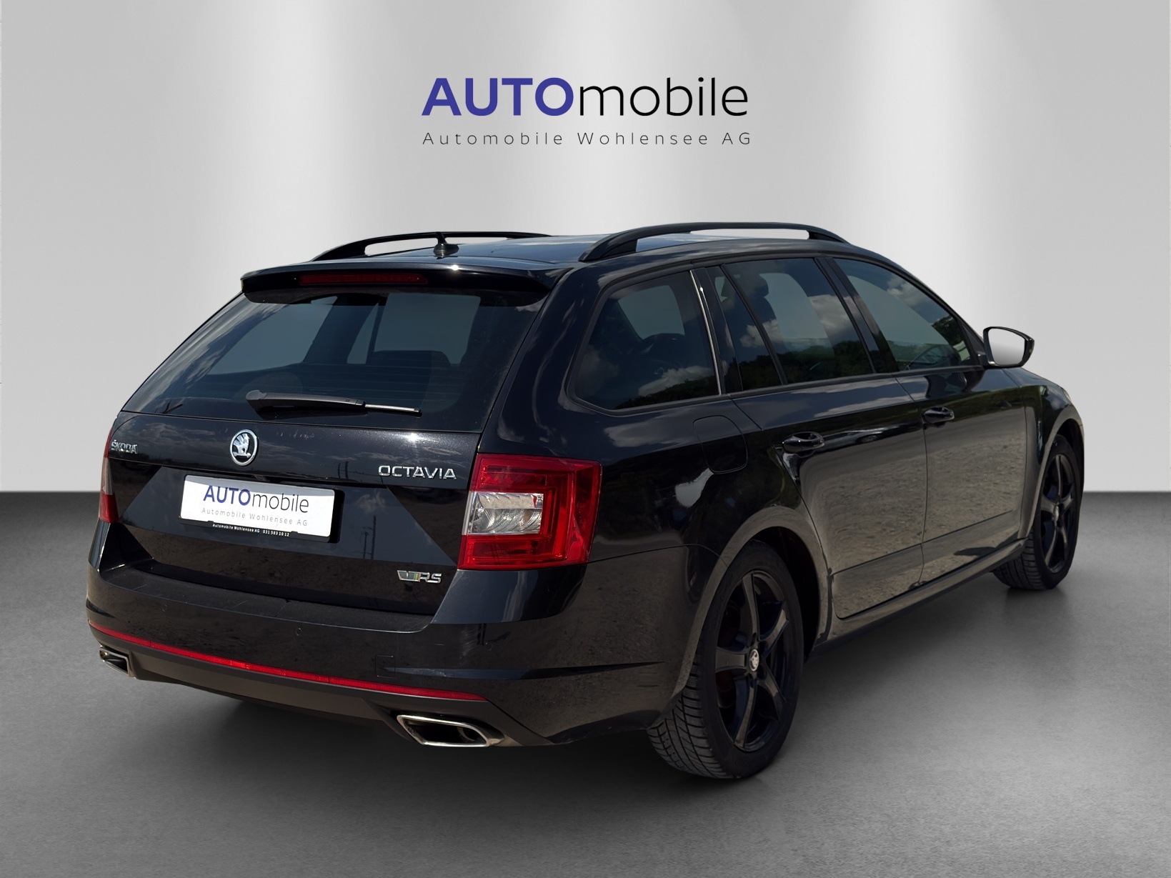SKODA Octavia Combi 2.0 TSI RS-image-4