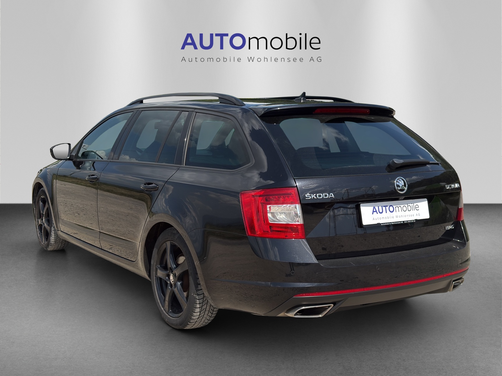 SKODA Octavia Combi 2.0 TSI RS-image-6