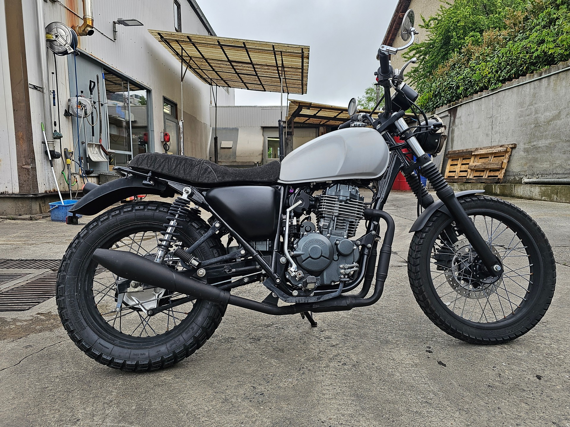 MASH 400 Scrambler-image-7