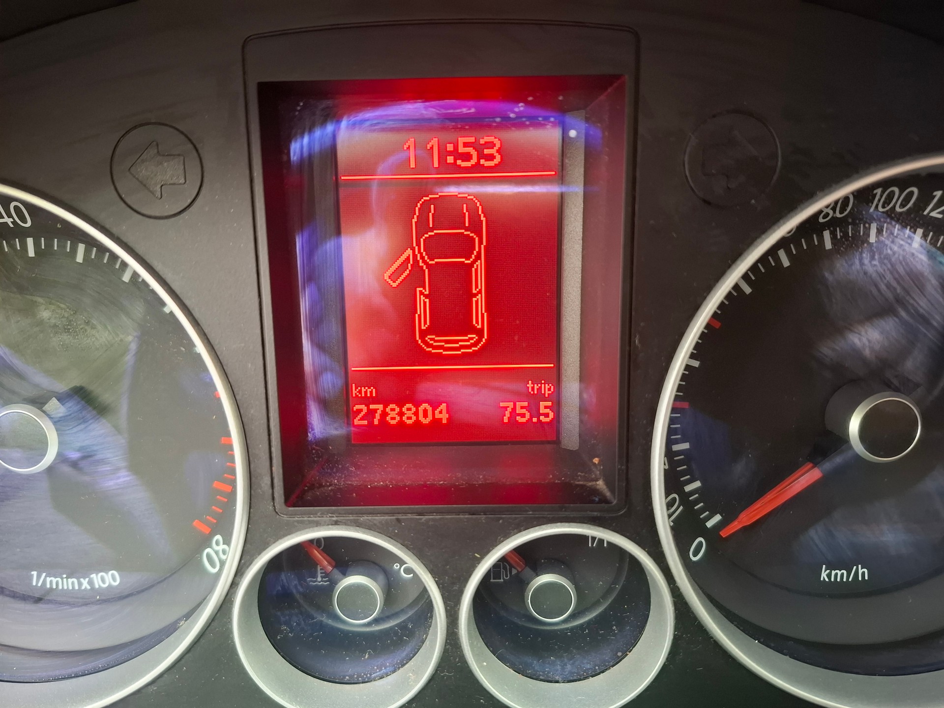 VW Golf 2.0 TFSI GTI-image-14