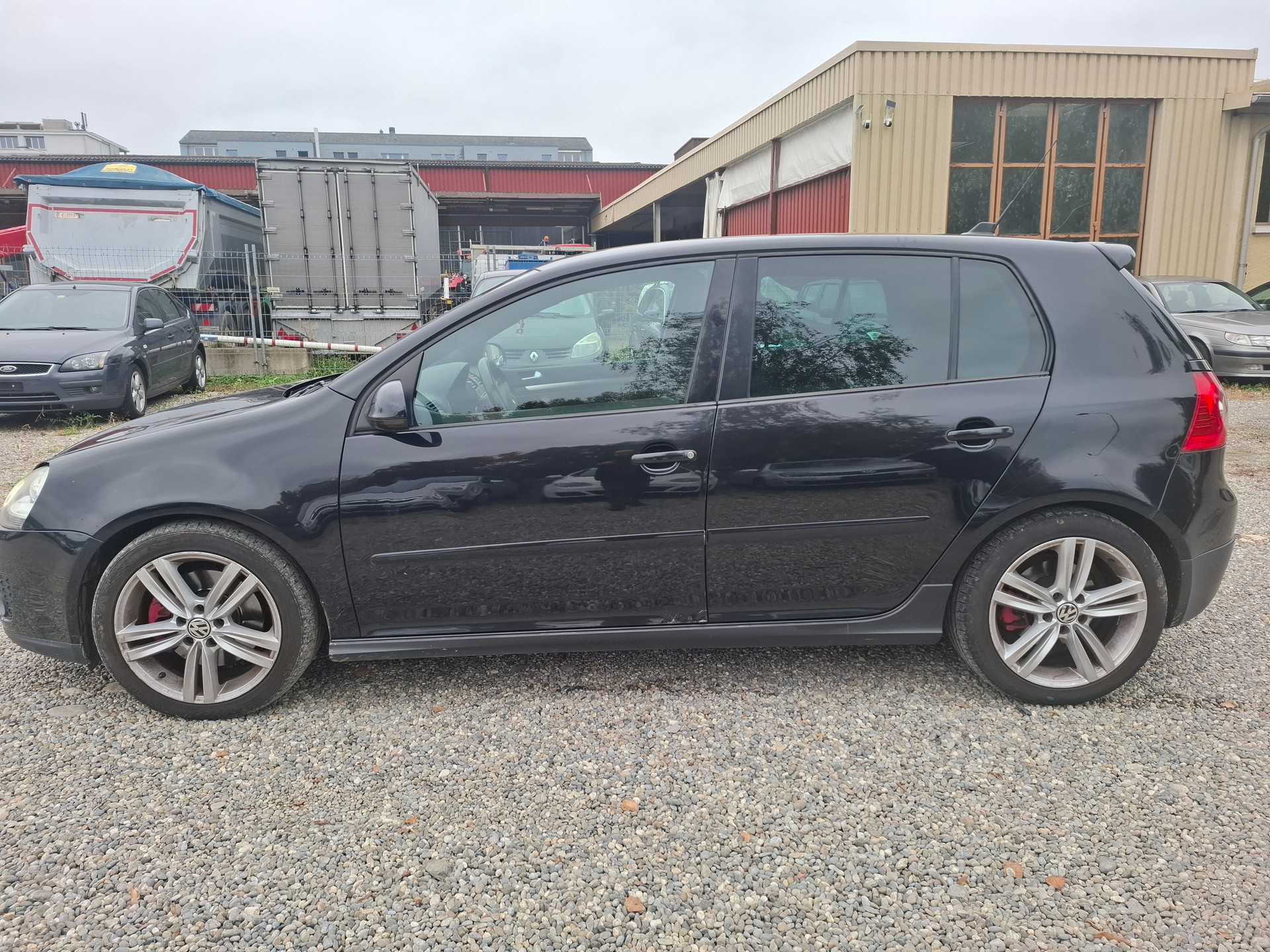 VW Golf 2.0 TFSI GTI-image-3