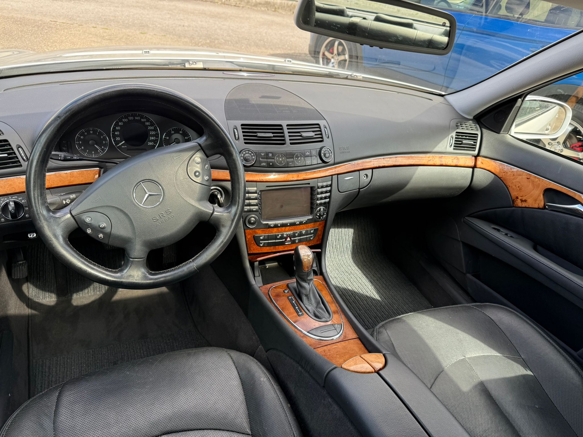 MERCEDES-BENZ E 280 CDI Elégance 4Matic Automatic-image-8