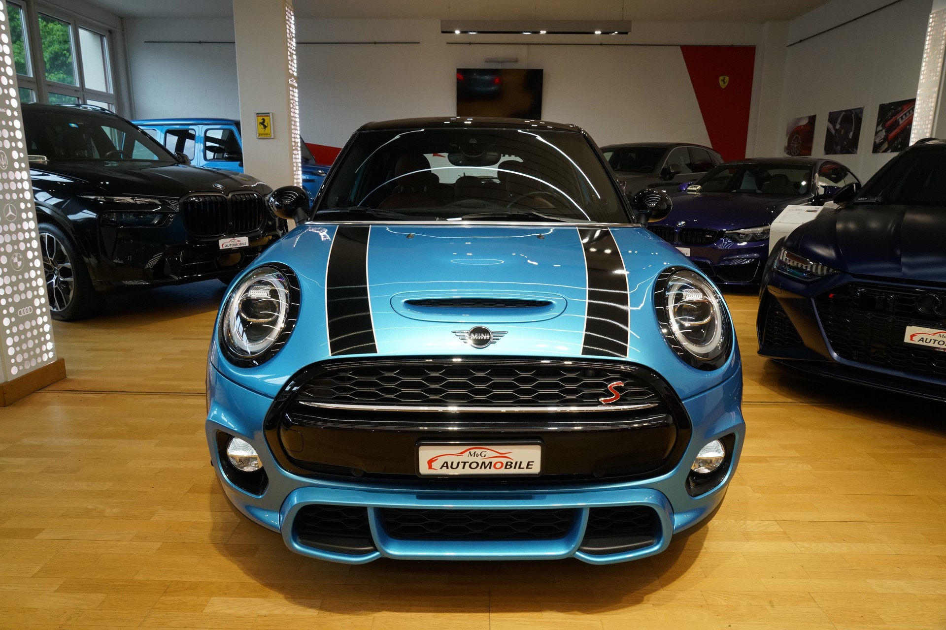 MINI Cooper S Steptronic DKG-showroom-element-1