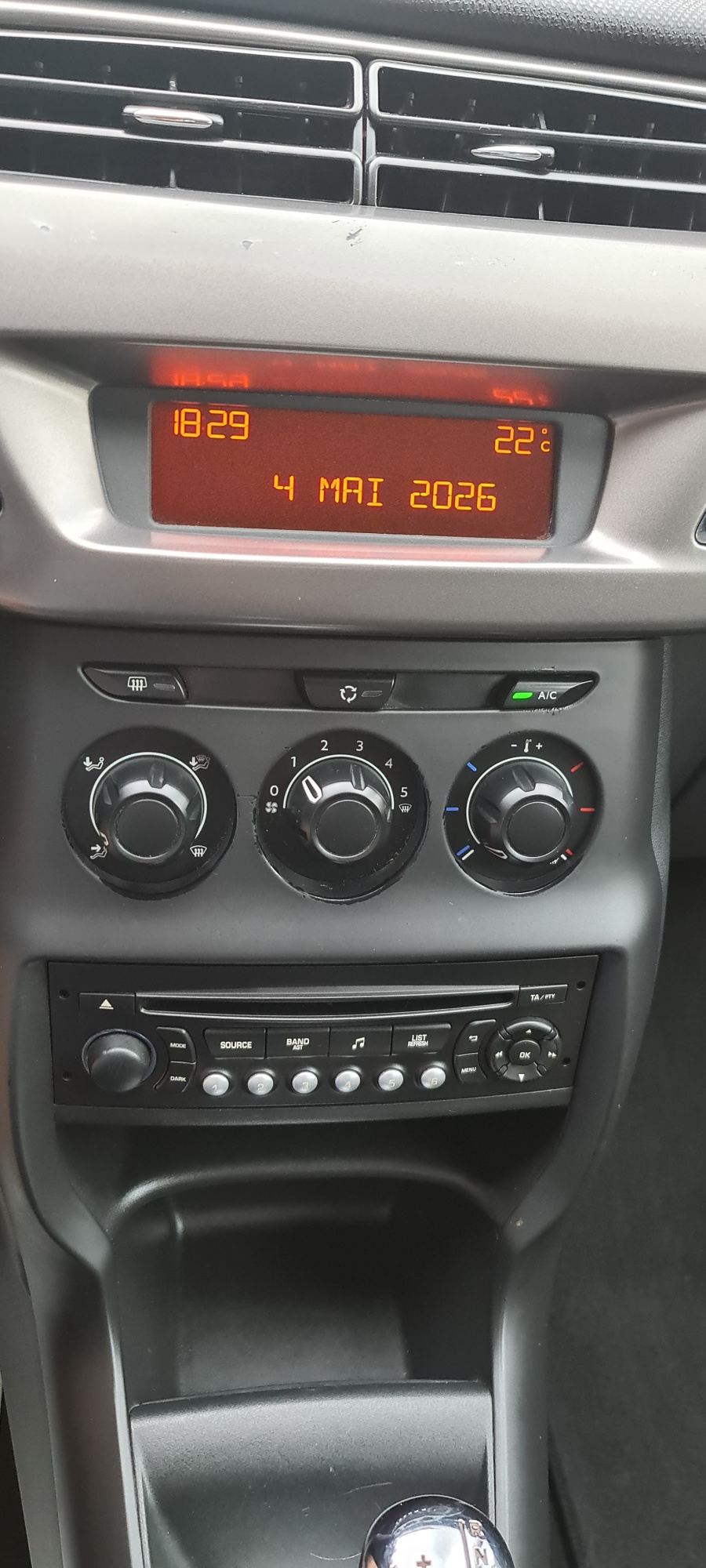 CITROEN C3 1.2i Exclusive ETG5-image-19