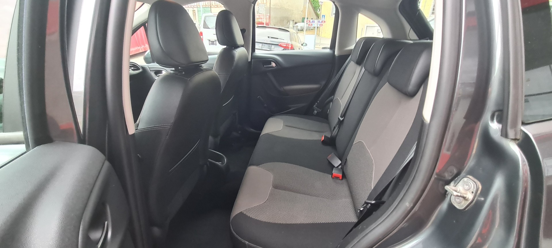CITROEN C3 1.2i Exclusive ETG5-image-14
