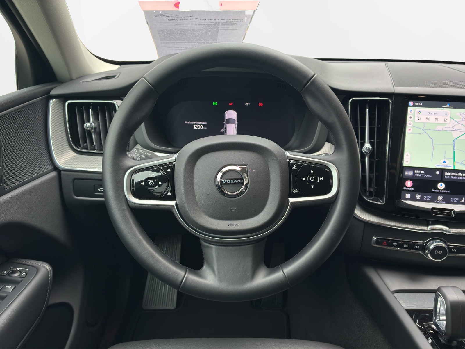 VOLVO XC60 2.0 B5 MH Plus Dark AWD-image-11