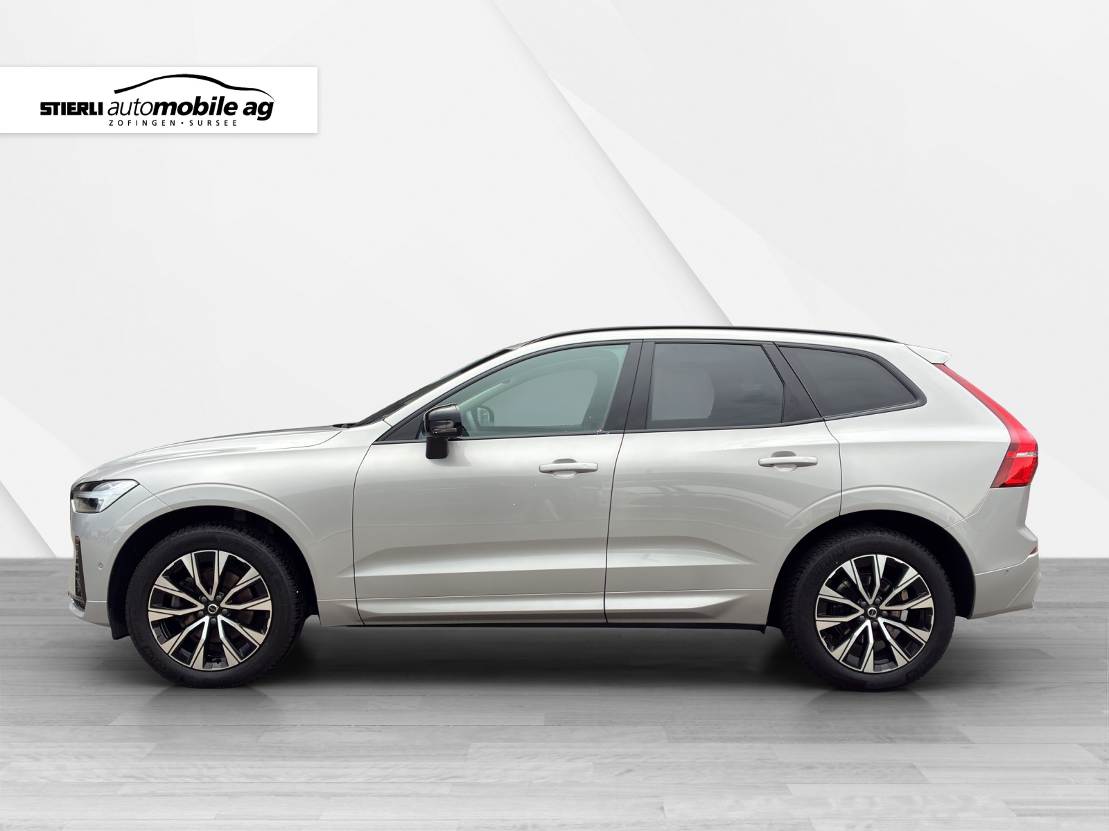 VOLVO XC60 2.0 B5 MH Plus Dark AWD-image-7