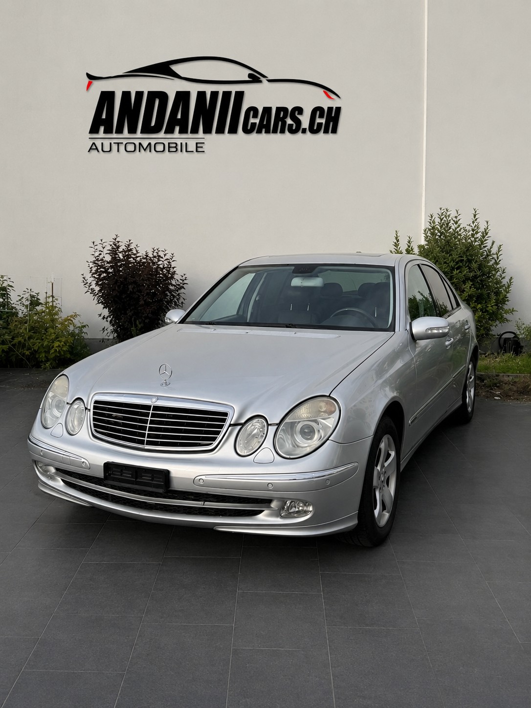 MERCEDES-BENZ E 320 CDI Avantgarde Automatic-image-2