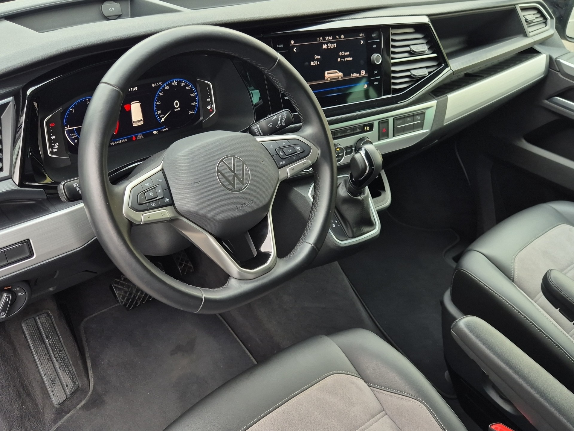 VW T6.1 Multivan 2.0 Bi-TDI Comfortline 4Motion DSG-image-8