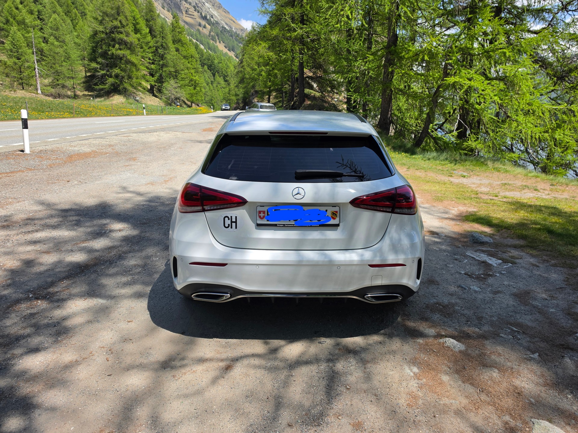 MERCEDES-BENZ A 250 AMG Line-image-3