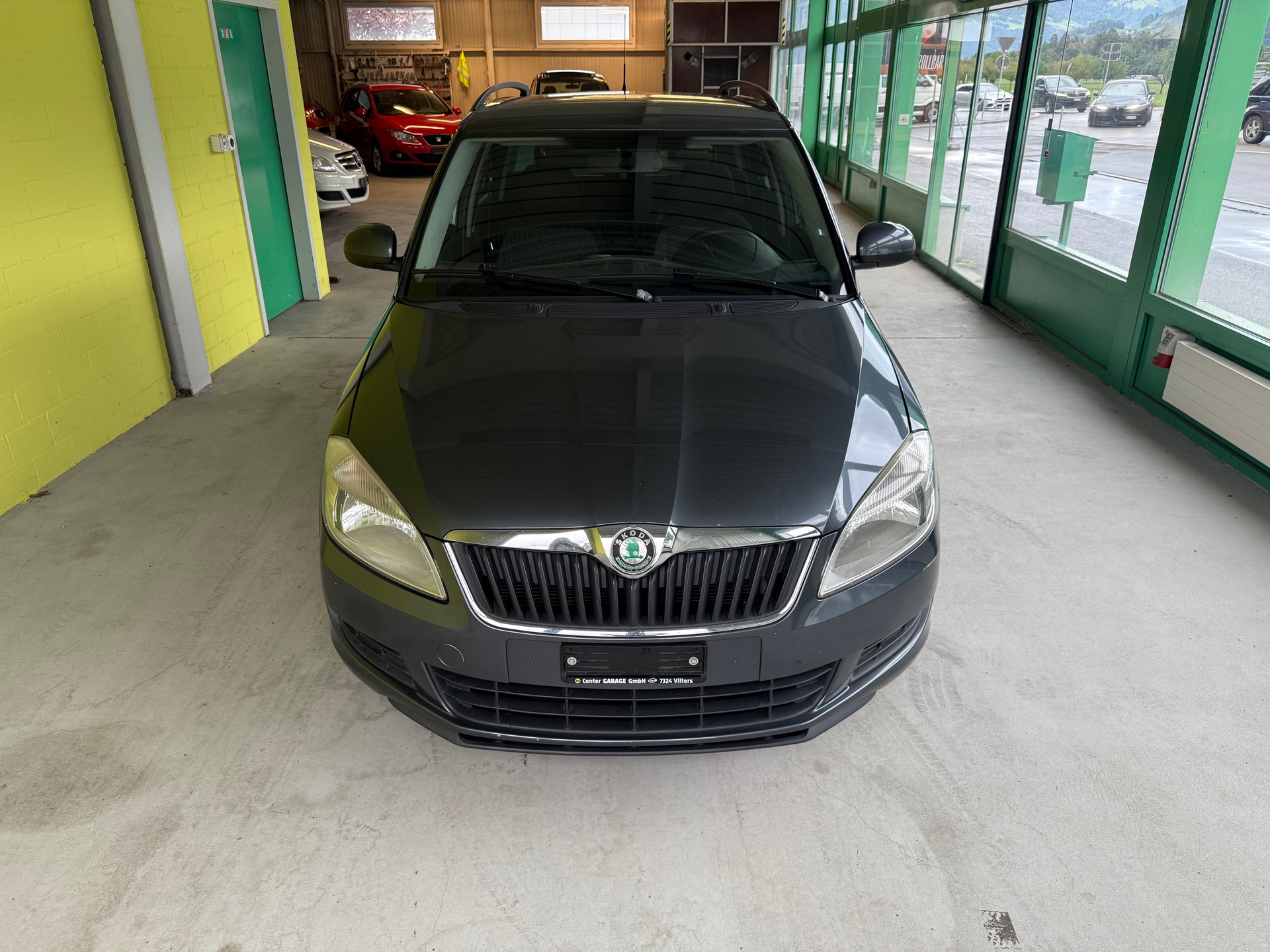 SKODA Fabia 1.2 TSI Classic-showroom-element-1
