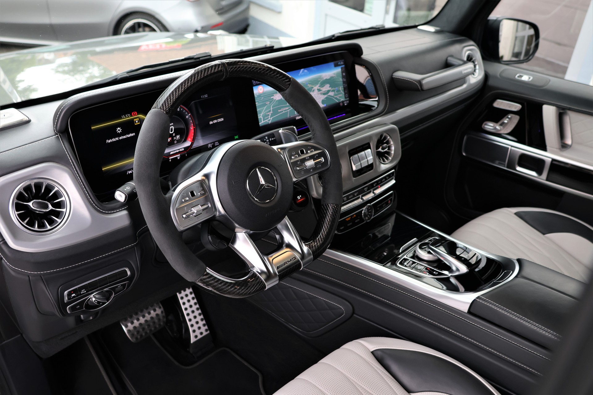 MERCEDES-BENZ G 63 AMG Speedshift Plus G-Tronic "G Manufaktur"-image-10