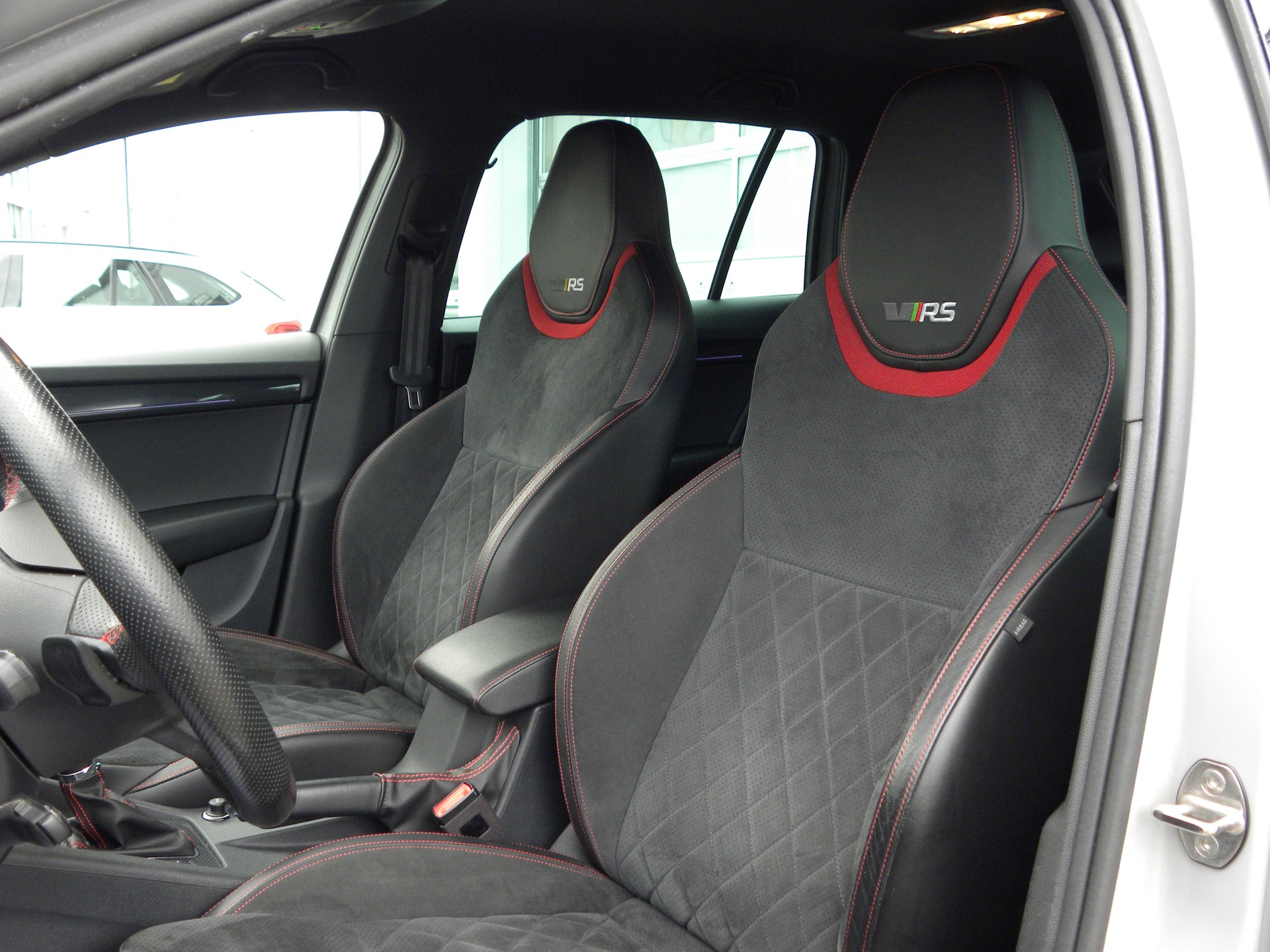 SKODA Octavia Combi 2.0 TSI RS DSG ABT-image-8
