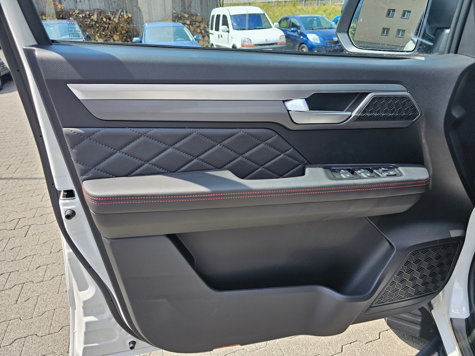 JAC T9EV 4x4 Luxury, 88kWh-image-12