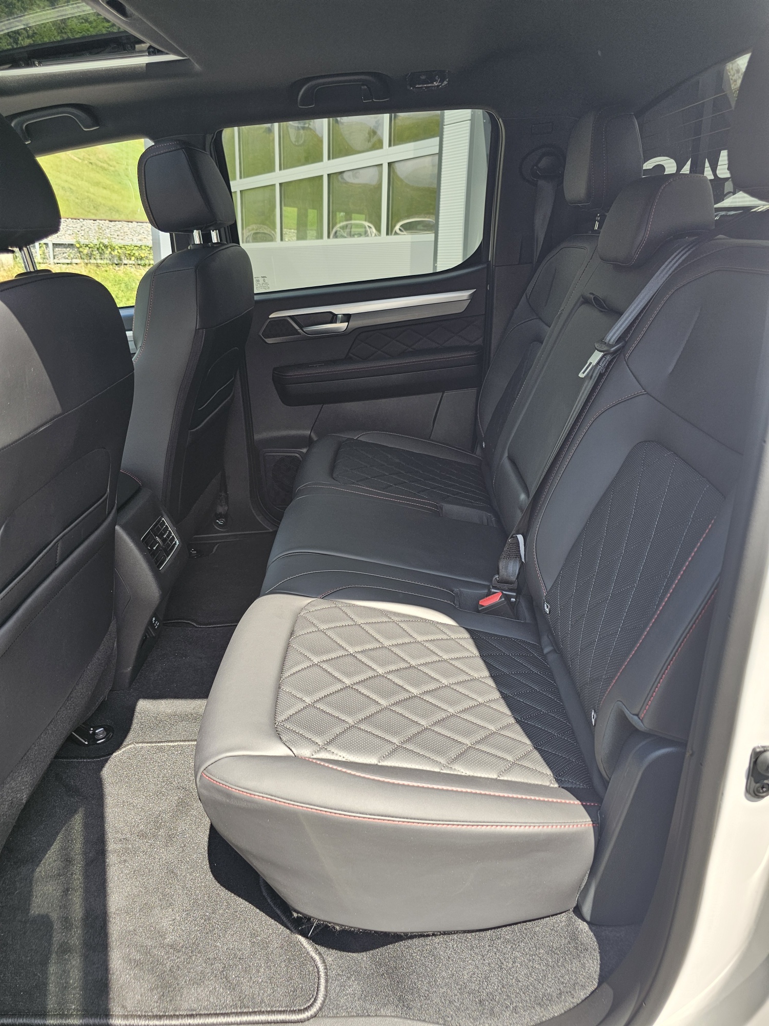 JAC T9EV 4x4 Luxury, 88kWh-image-13
