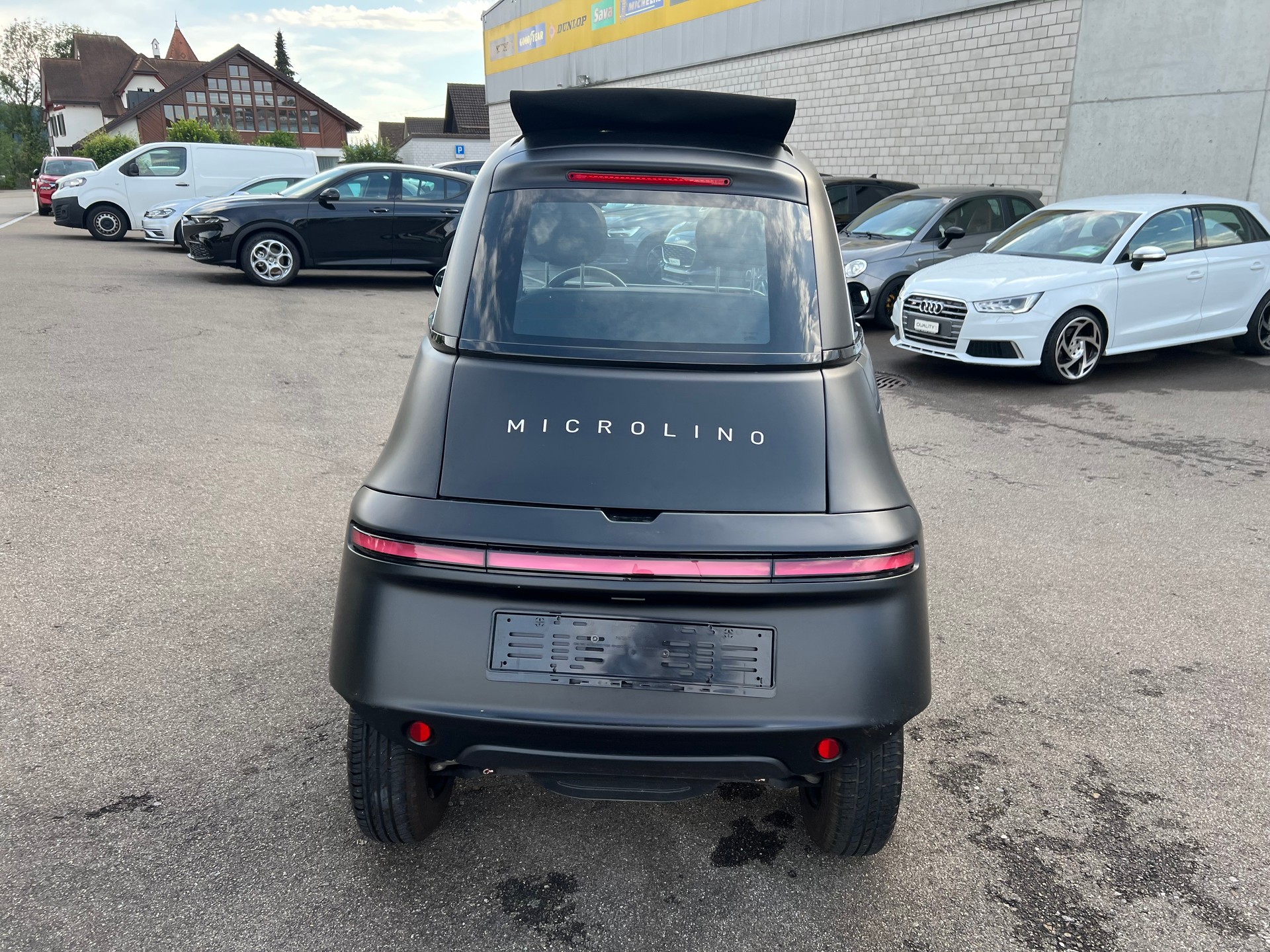 MICRO Microlino 15 kWh Long Range-image-12
