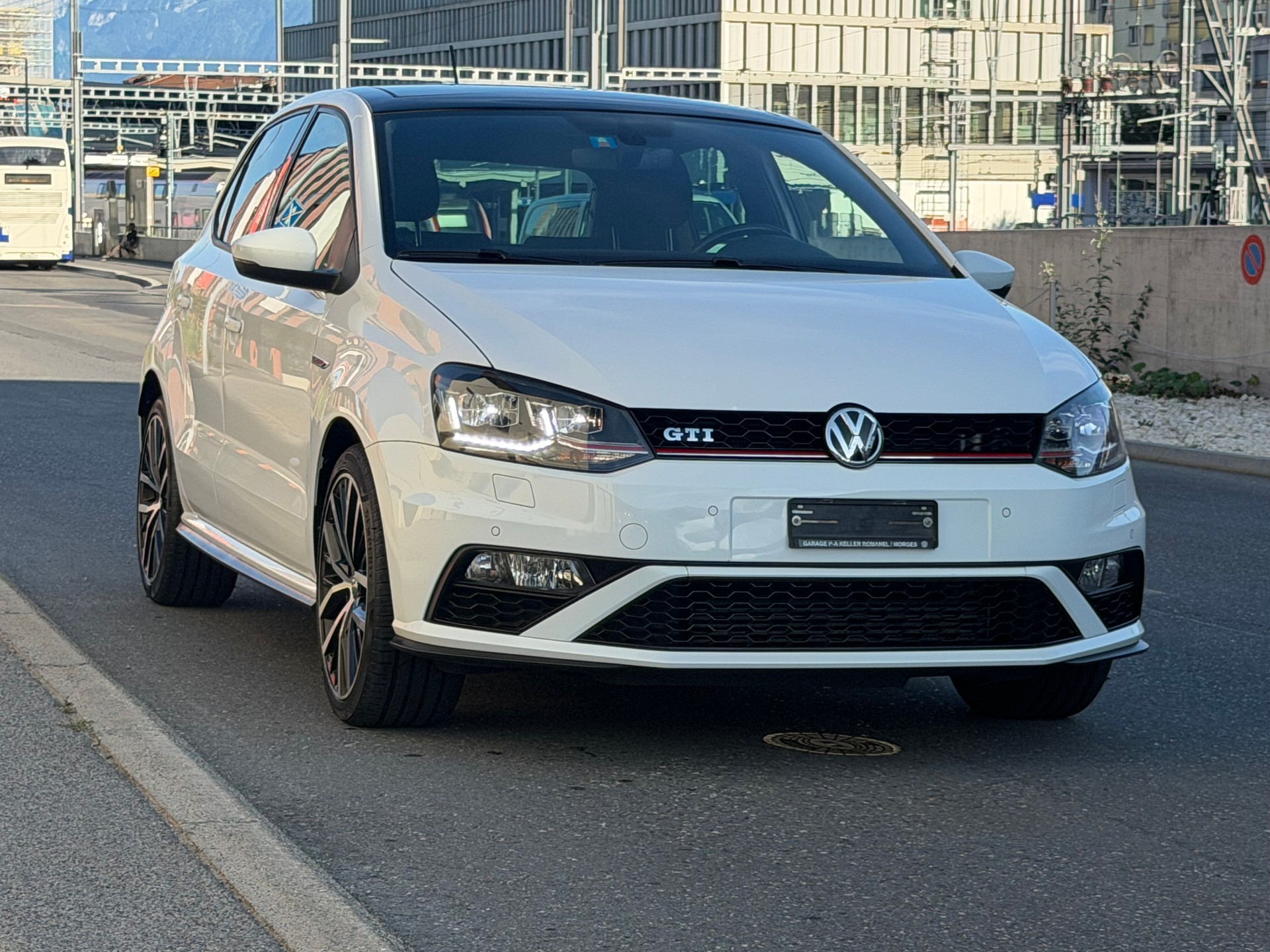 VW Polo 1.8 TSI GTI DSG-showroom-element-1