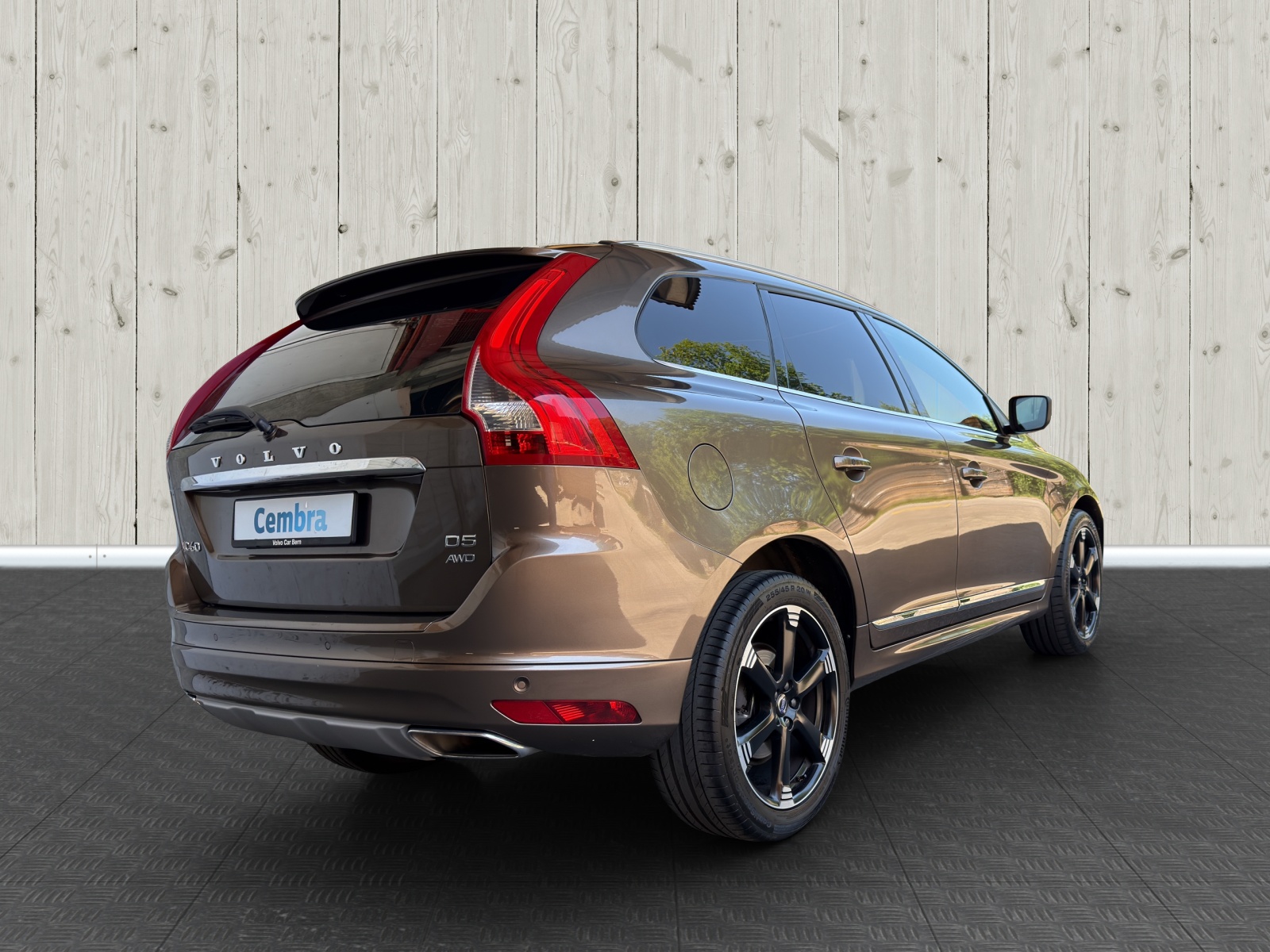 VOLVO XC60 D5 AWD Summum Geartronic-image-6