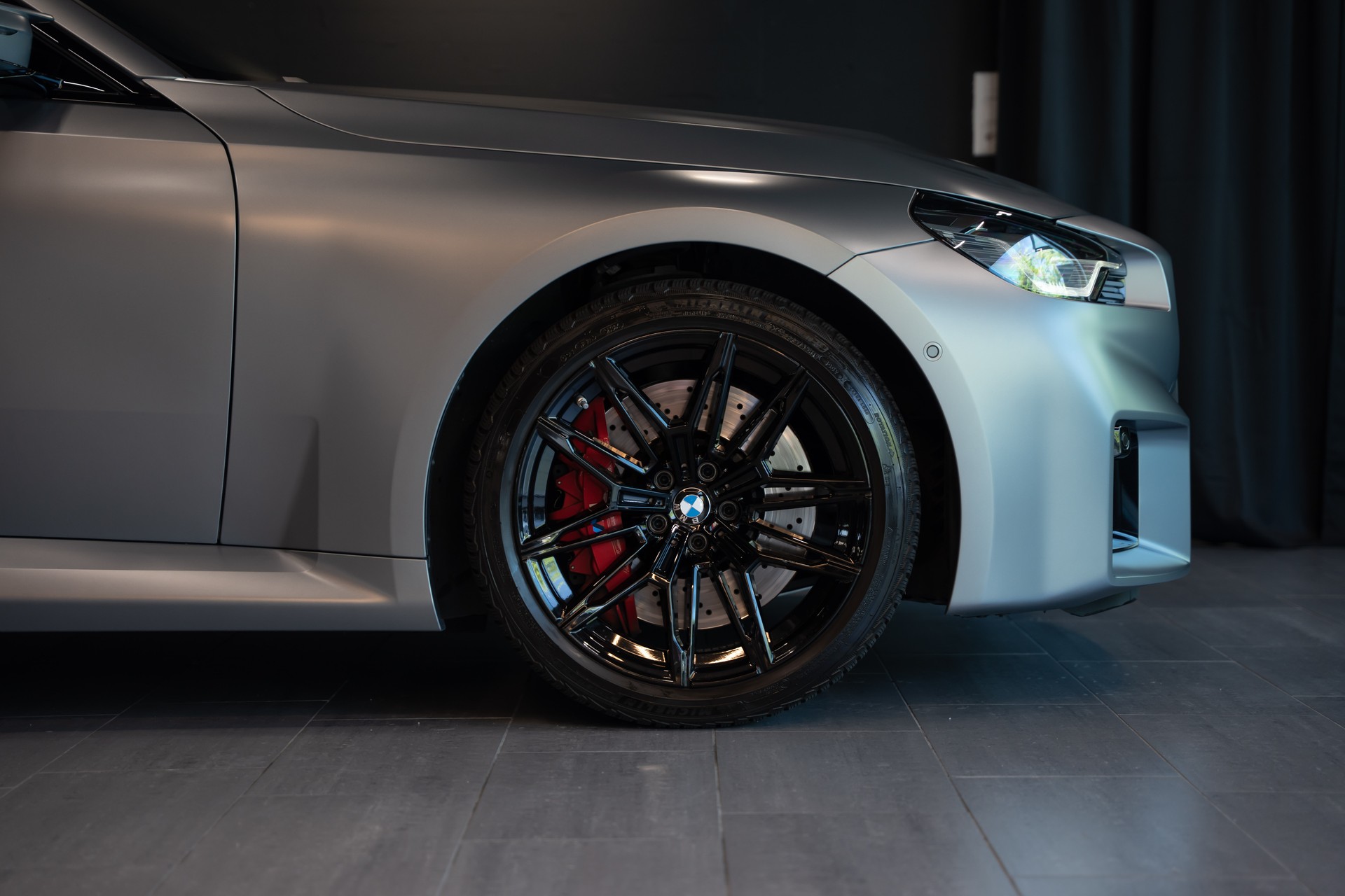 BMW M2 Steptronic / Frozen Grey / Schiebedach / Harman Kardon / Werksgarantie / Gratis Service-image-4