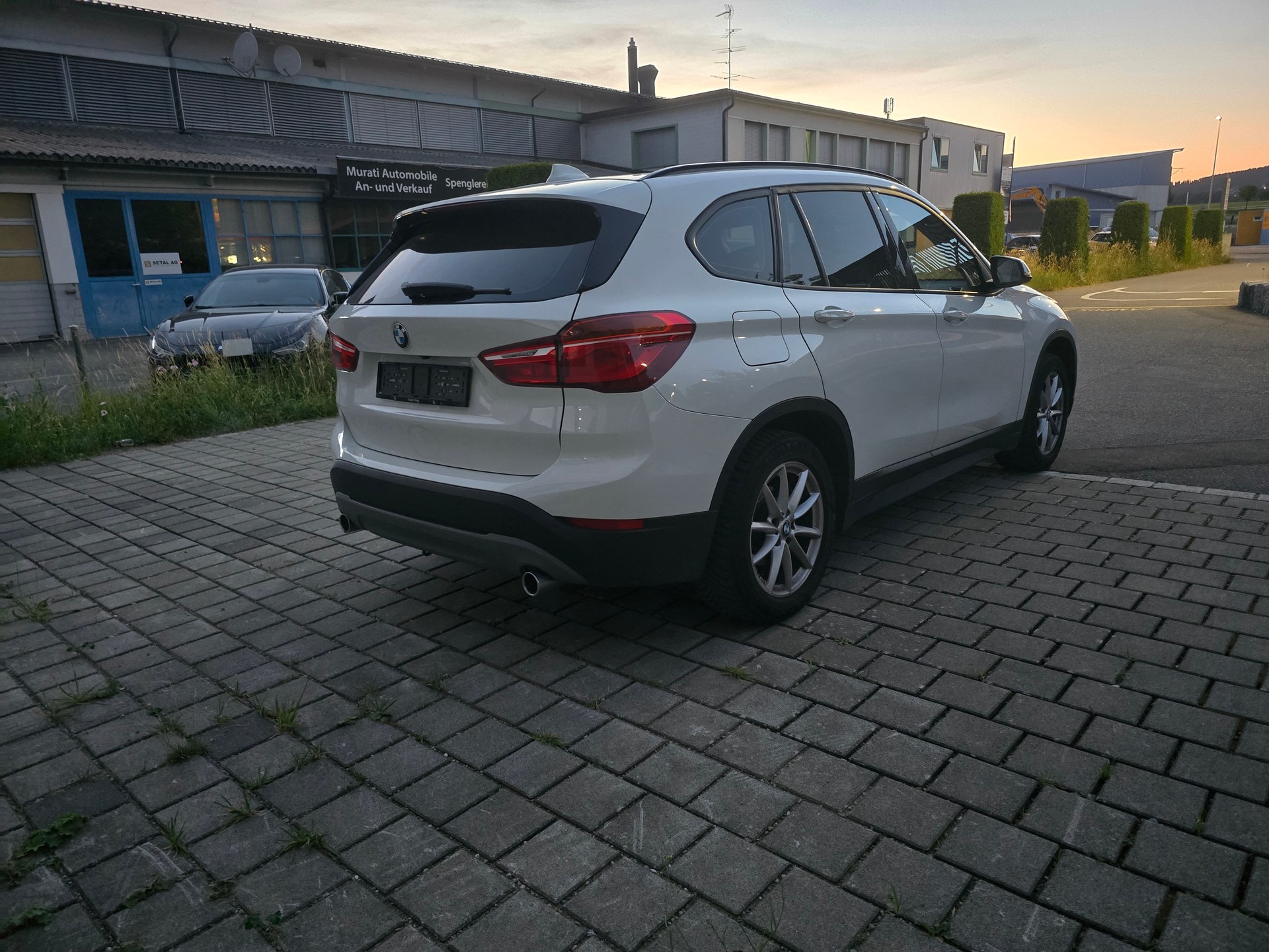 BMW X1 xDrive 18d Steptronic-image-4